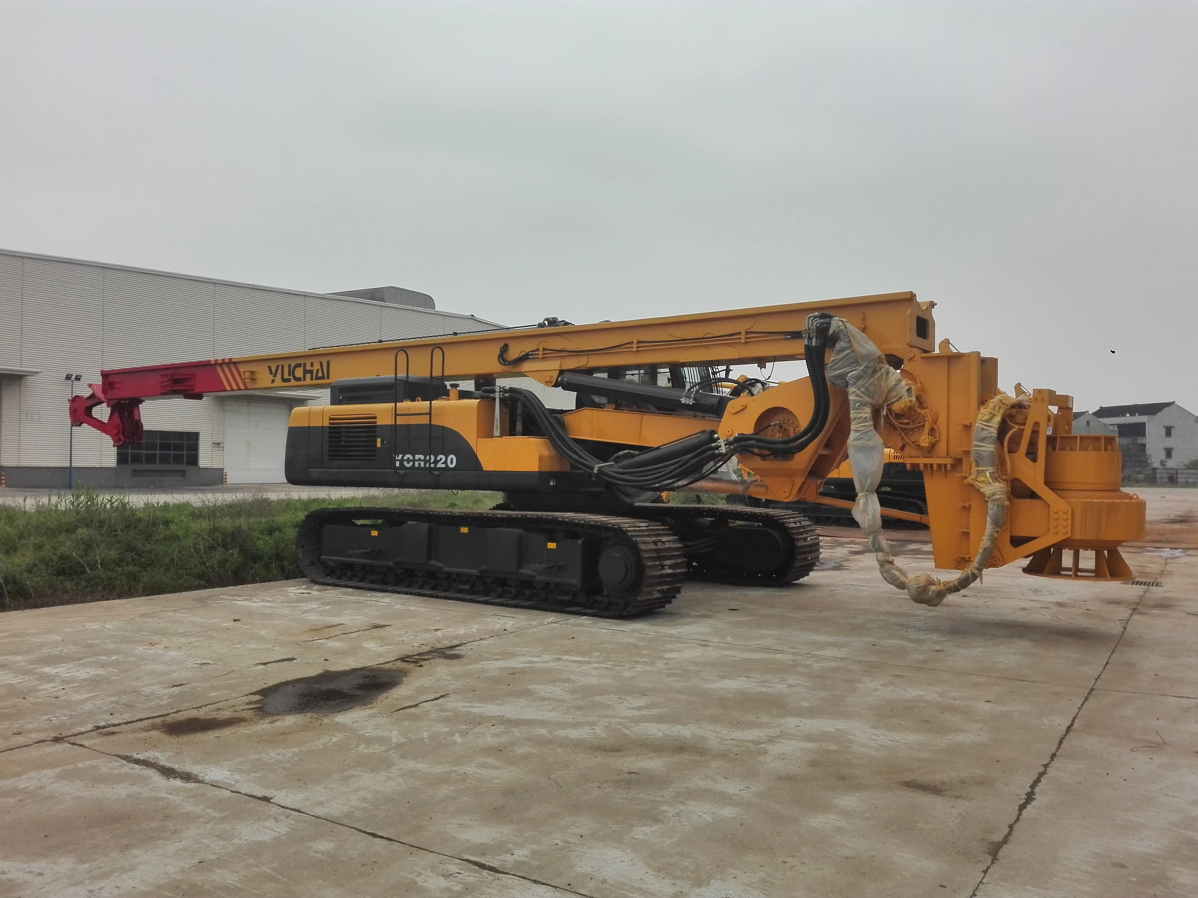 180M Deep Rotary Water Well Drilling Machines Rig Yuchai