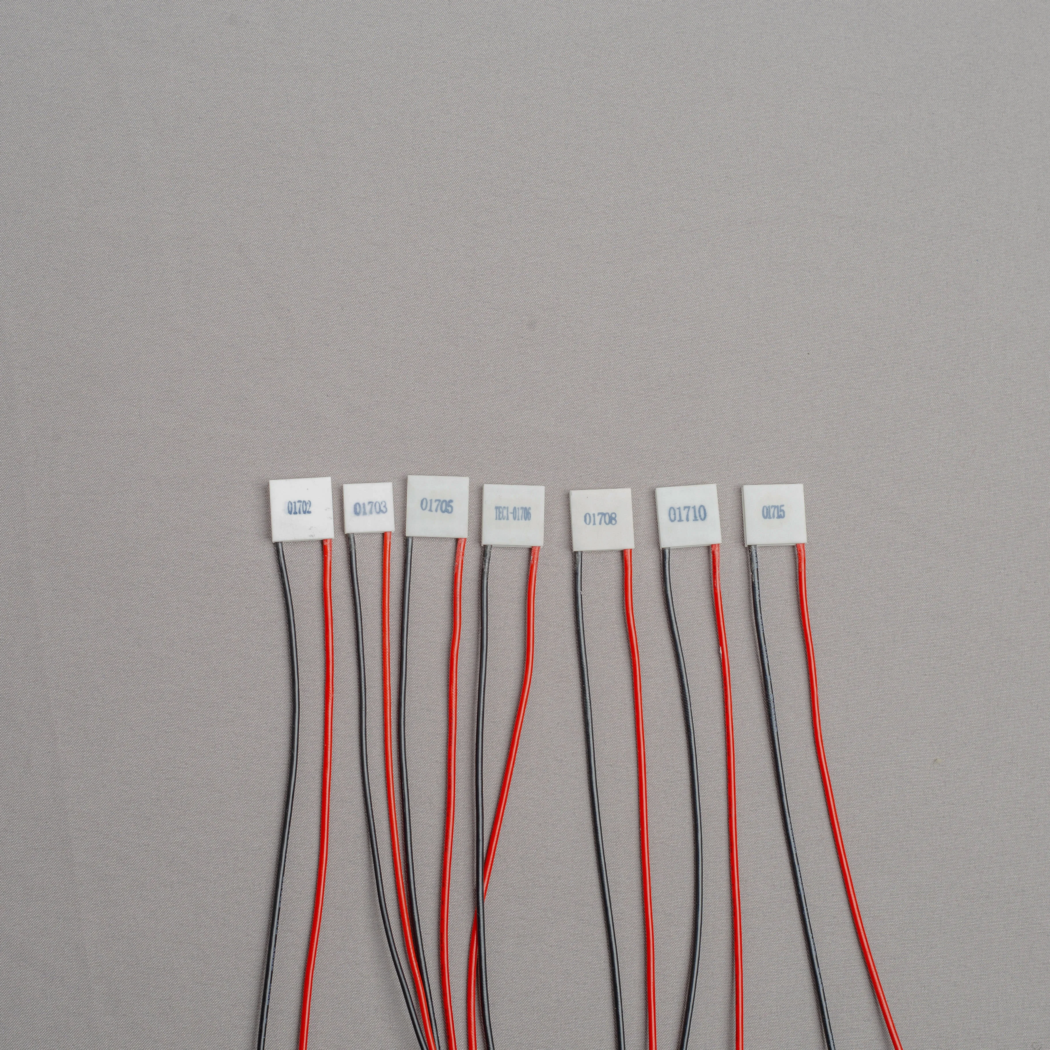 TES1-01702 12*12Mini thermoelectric cooler peltier module cooler suppliers