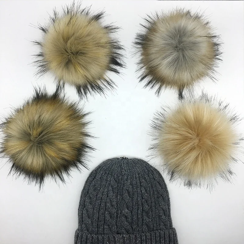 17cm Large Pompom Ball Beanie Hats with Detachable Press Button Faux Fox Fur Rabbit Fur Faux Fur Pom