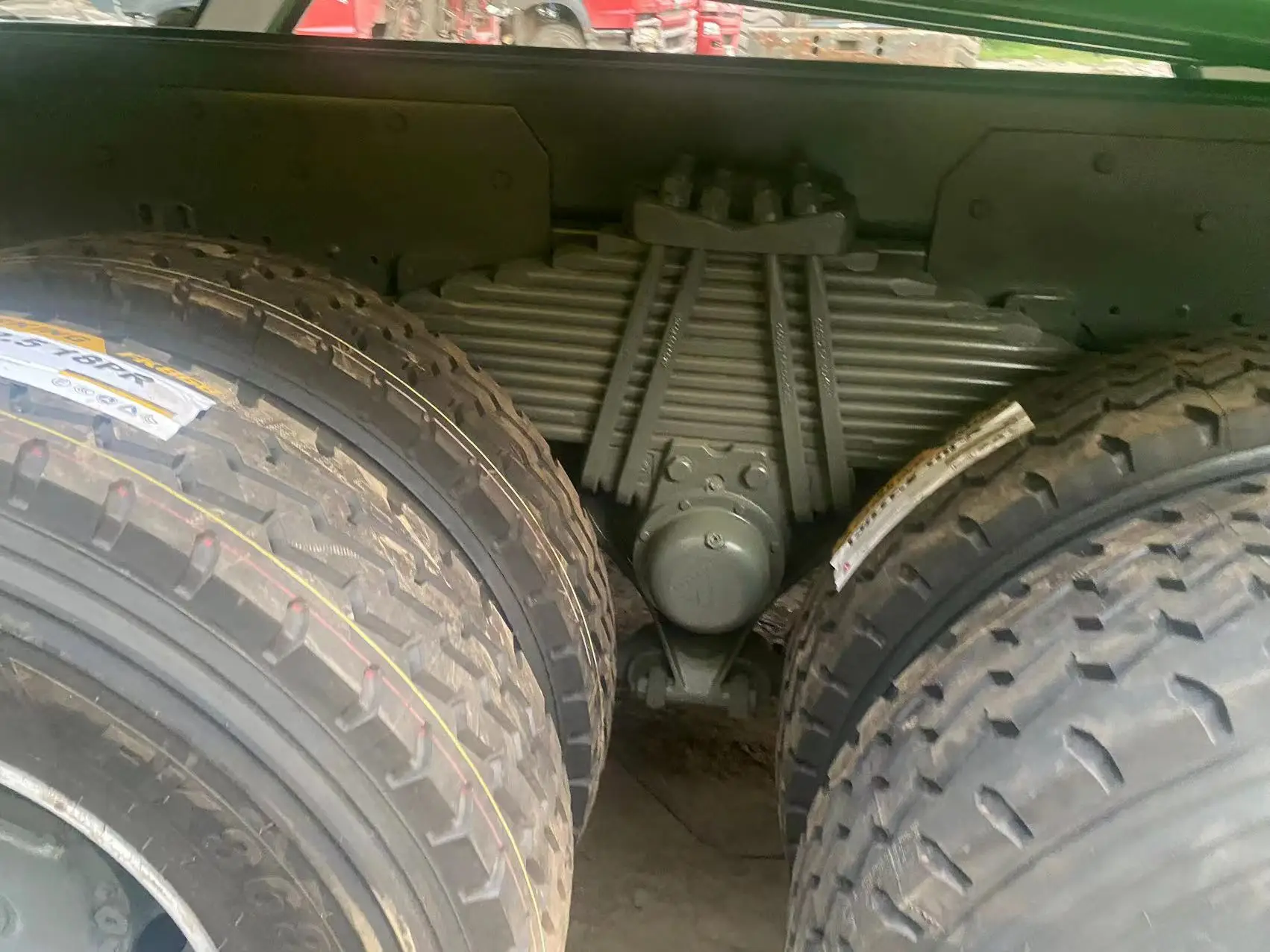 Dump Truck 40t China Howo 8x4 Heavy Duty Sinotruck Dump Truck Super Drive 400HP 12 Wheel 40t Dump Truck