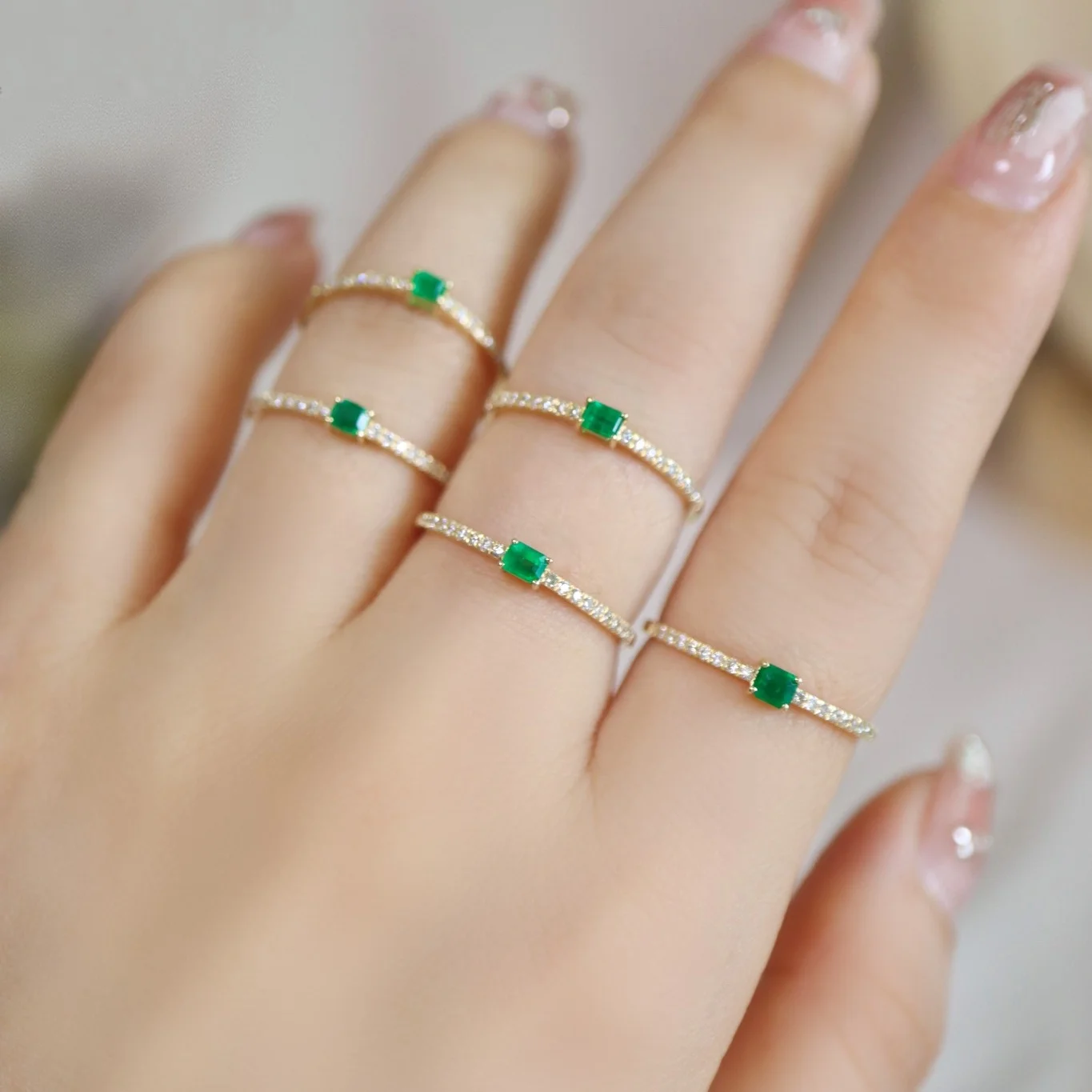 Xinfly 18K желтое золото бриллиант Изумрудное кольцо 0.3ct прекрасные Винтажные