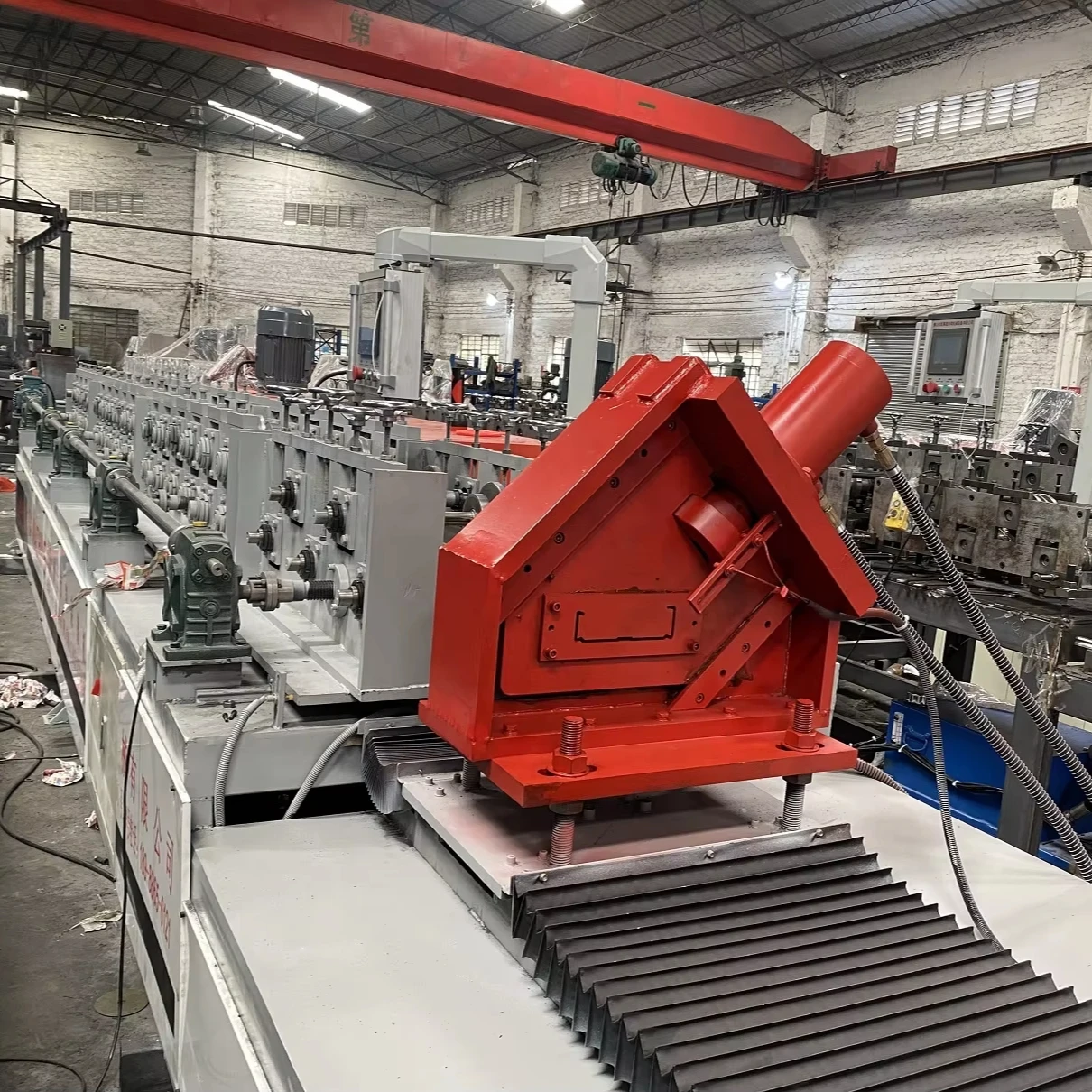 Рулонные формовочные машины для складского хранения