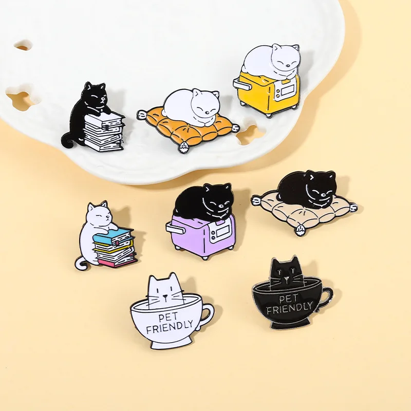 Factory Enamel Pins No Minimum Lapel Pin Corsage Music Cartoon Cute Black Cat Piano Note Alloy Custom Enamel Pin Anime