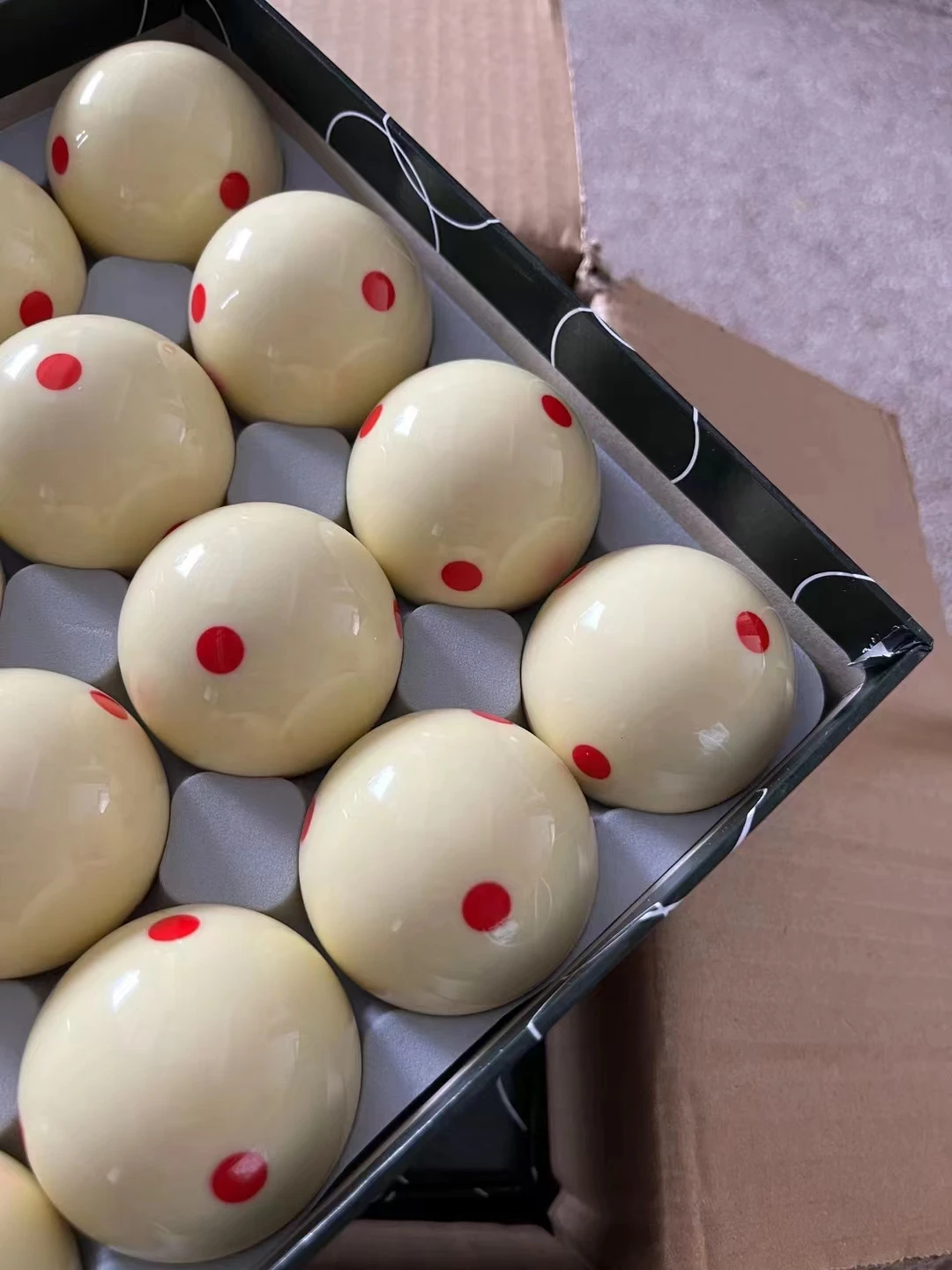 High Quality New Russian Resin  52.5mm Billiard Snooker Pool Six Red Dots Ball Set