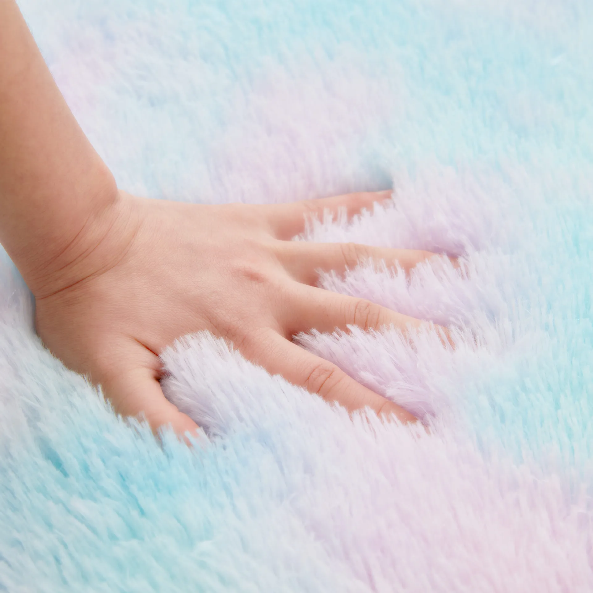 Anti Slip Rug Soft Silky Character Rug for Bedroom Shaggy Character Mat Customized Cartoon Area Rugs Plush Starfish Technics