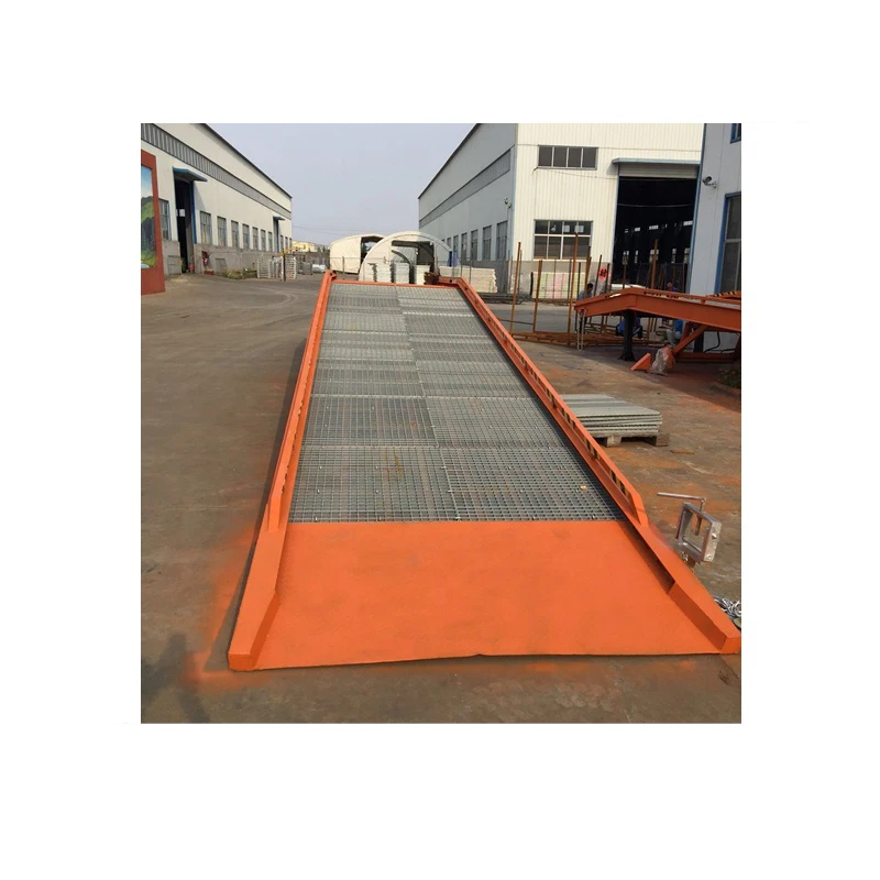 Hydraulic steel loading ramp for container and dock yard