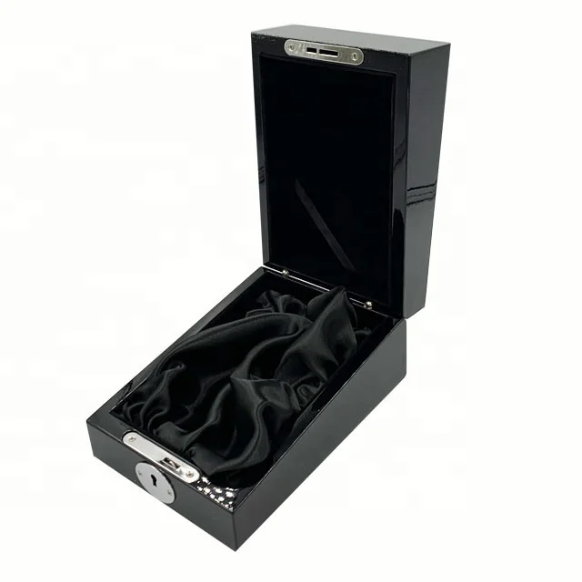 hot sale new design piano black lacquer finish luxury wooden perfume gift box