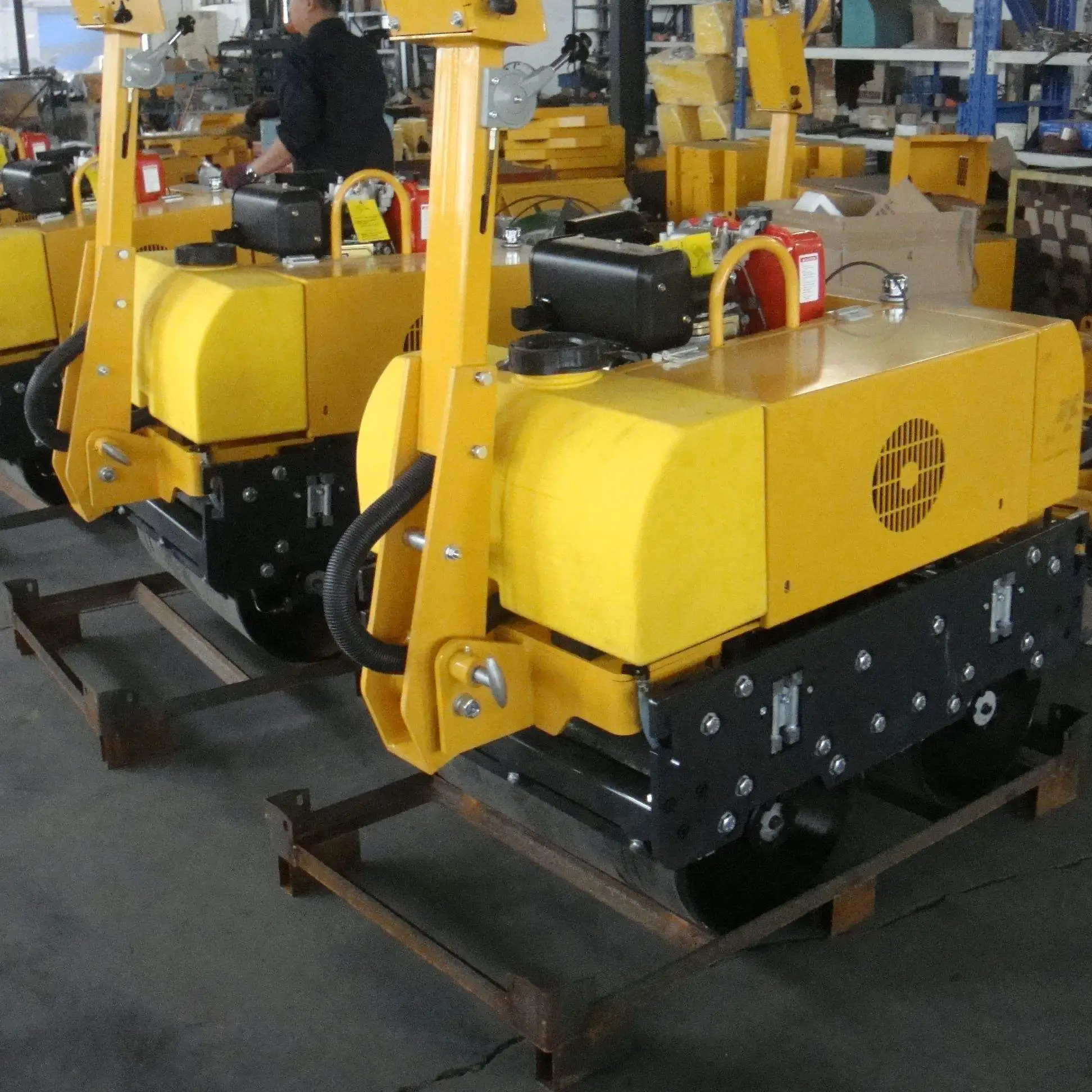 Hot Selling Hydraulic double drum vibratory road roller concrete price mini road roller compactor road rollers