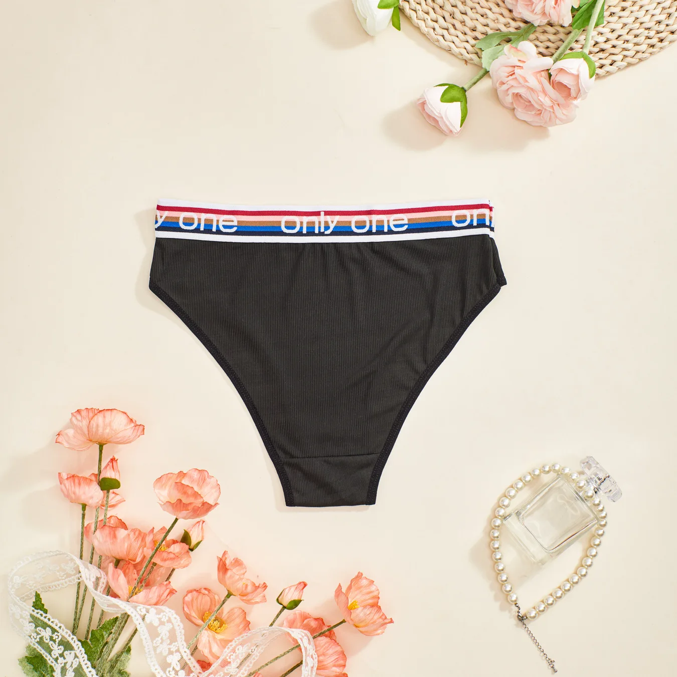 Customized new high-quality solid color seamless OEM waist breathable pure cotton inner profile comfortable skin friendly ladies