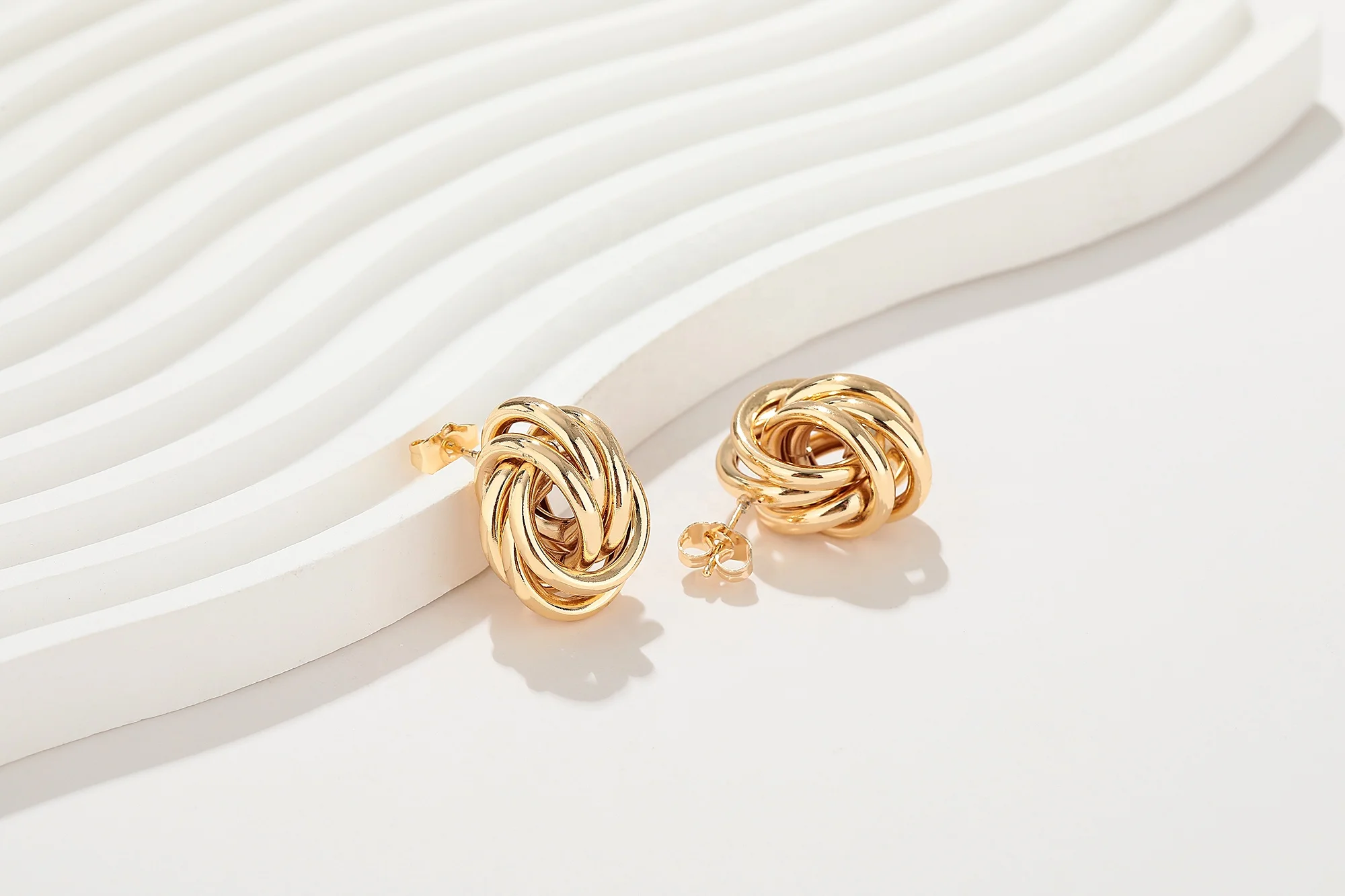 Wholesale Earrings Women 18K Gold Plated Stud  Earrings Fashion Jewelry For Women Bijouterie Joyeria Bisuterias Oro