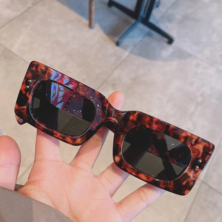 Vintage Small Square Rivet Sunglasses For Women New Luxury Brand Candy Color Orange Red Gradient Sun Glasses Female 2022 Shades