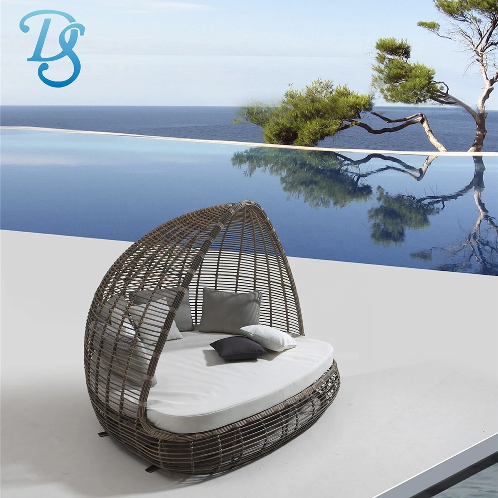  Уличная скамейка высокого качества треугольной формы из ротанга Sunbed Garden новый стиль и хорошая цена на