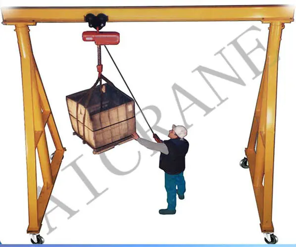 mobile portable gantry crane to move goods easily