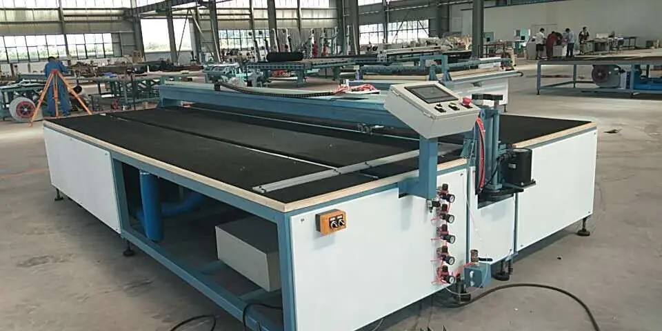 
Semi automatic laminated glass cutting machine 