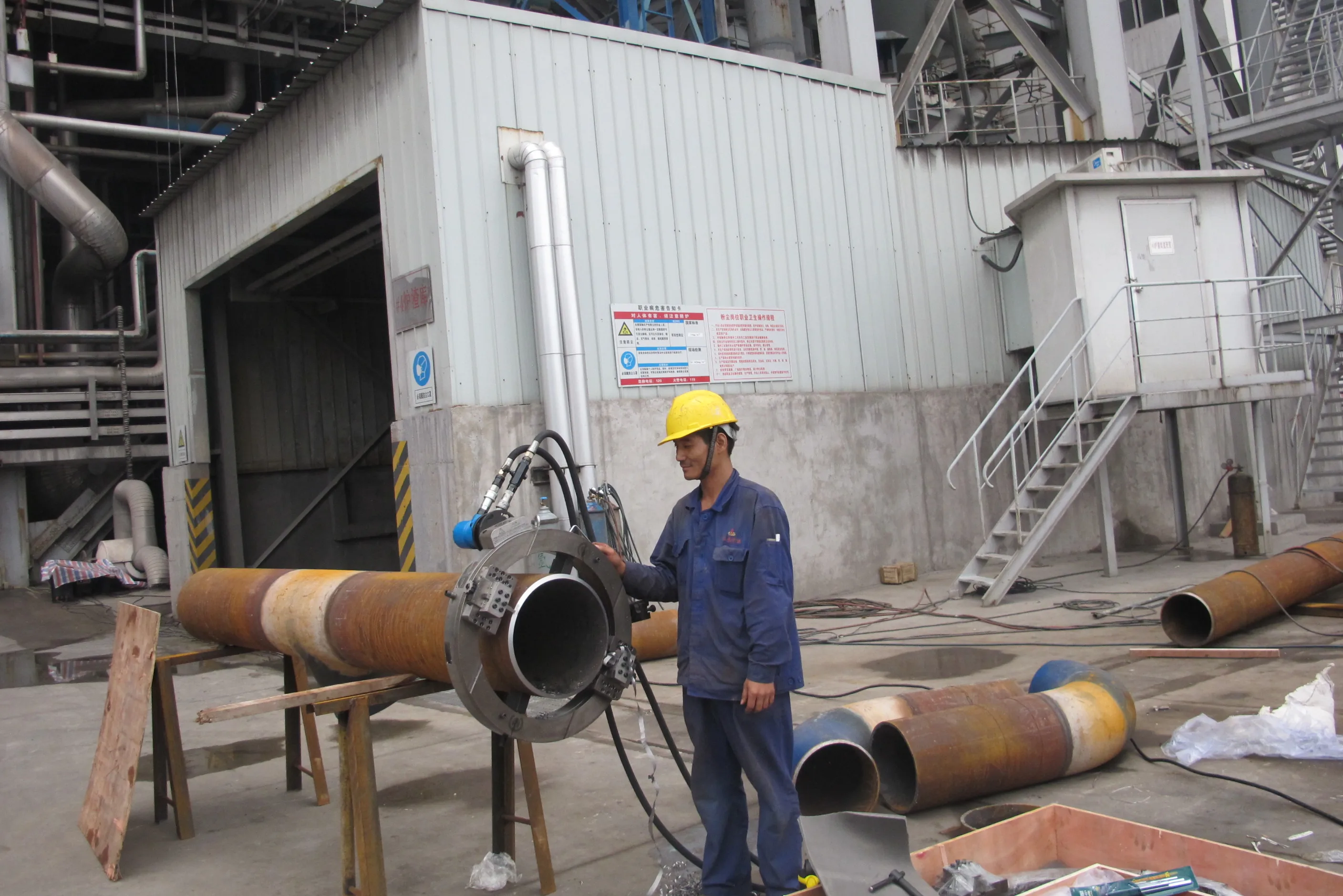 Portable Horizontal Split frame Single end Pneumatic Drive  cold pipe cutting beveling machines for tube and bar