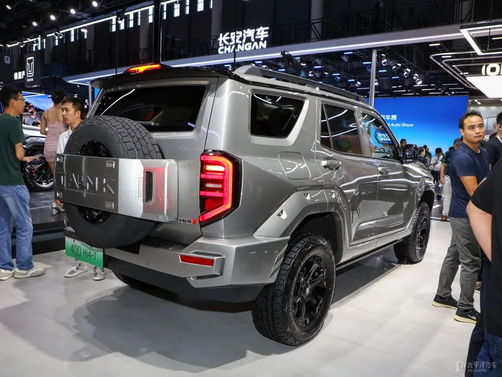 Танк 400 HI4 T 9AT 2024 электромобиль для взрослых внедорожник Toyota Land Cruiser продажи