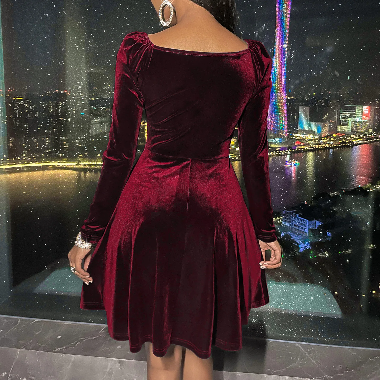 Ladies High Quality Long Sleeve V-Neck Velvet Dress Fashion Casual Elegant Evening Dress