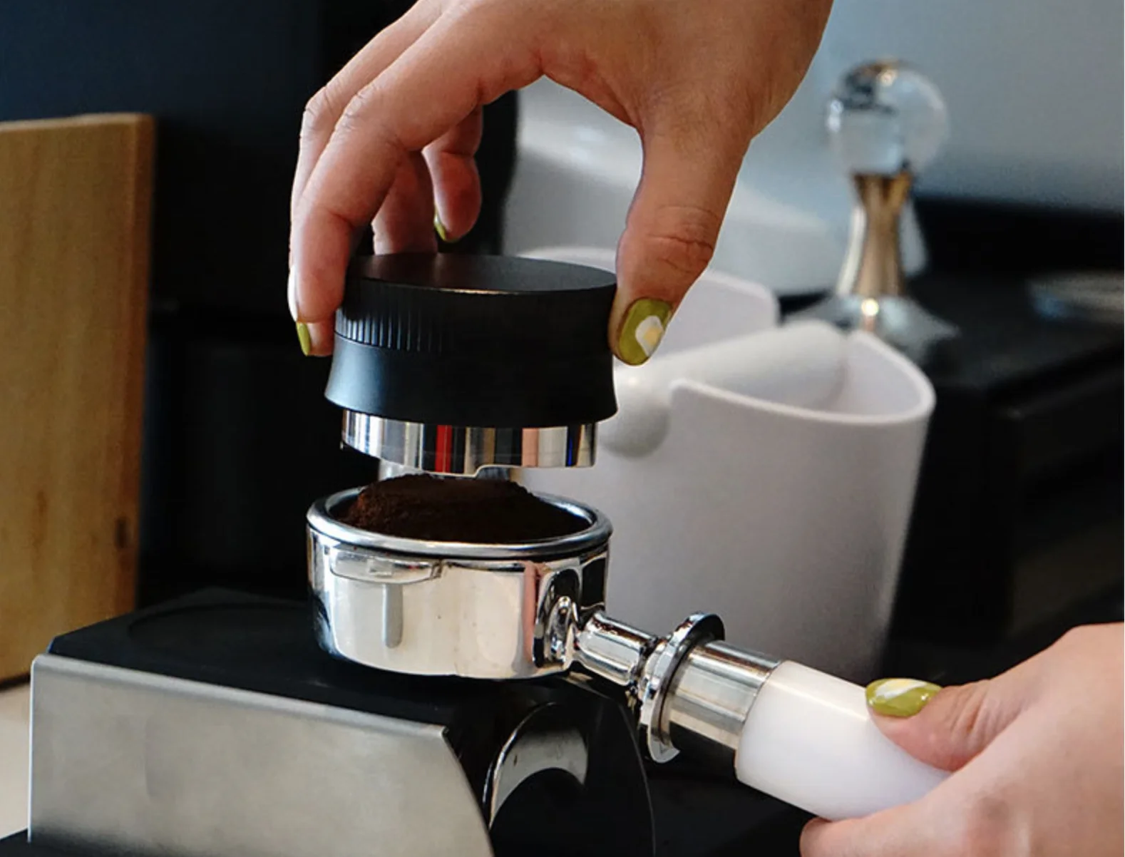 53/58mm Espresso Tamper Gravity Adaptive Espresso Distributor