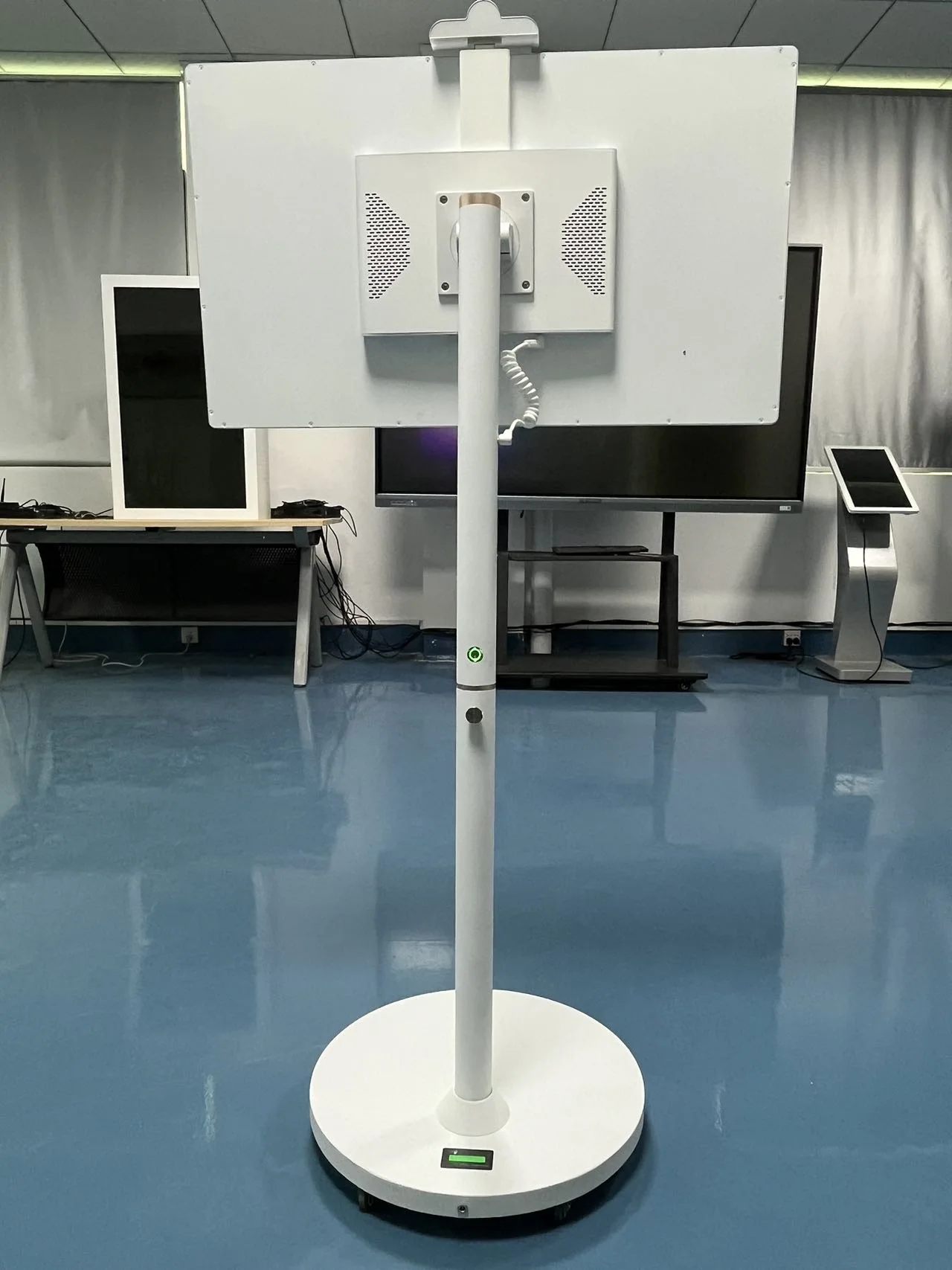 Android Smart Display Totem Monitor IPS Touch Screen Standby Movable Digital Signage with Battery Long Standby