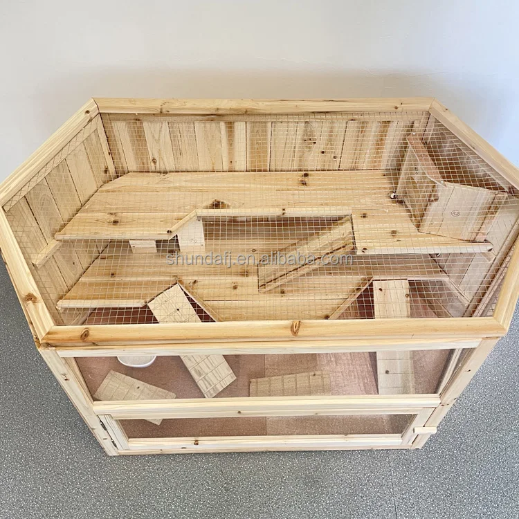 Деревянная клетка для хомяка