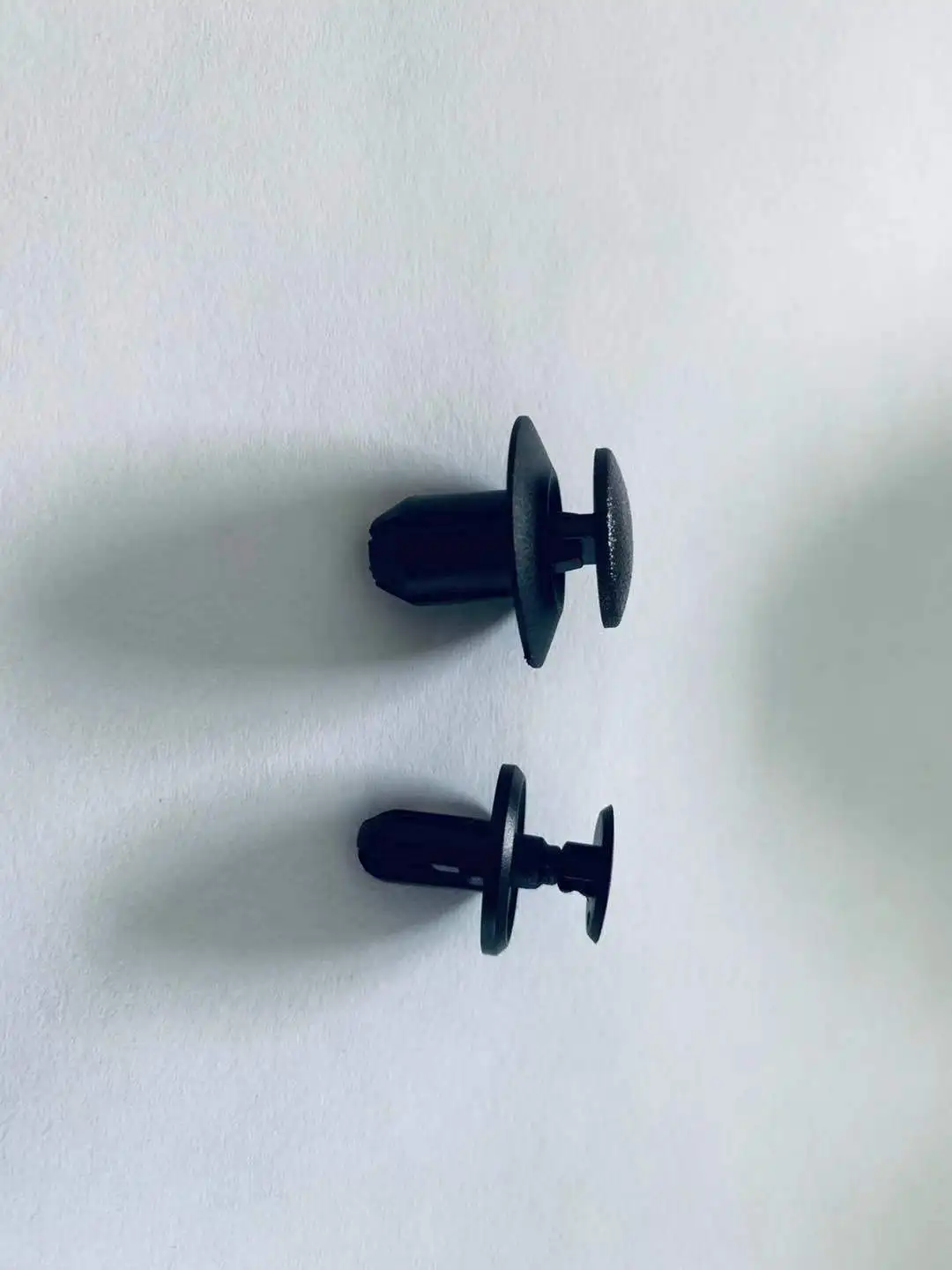 
car spare parts fasteners trim panel assembly inserting nail making machine 