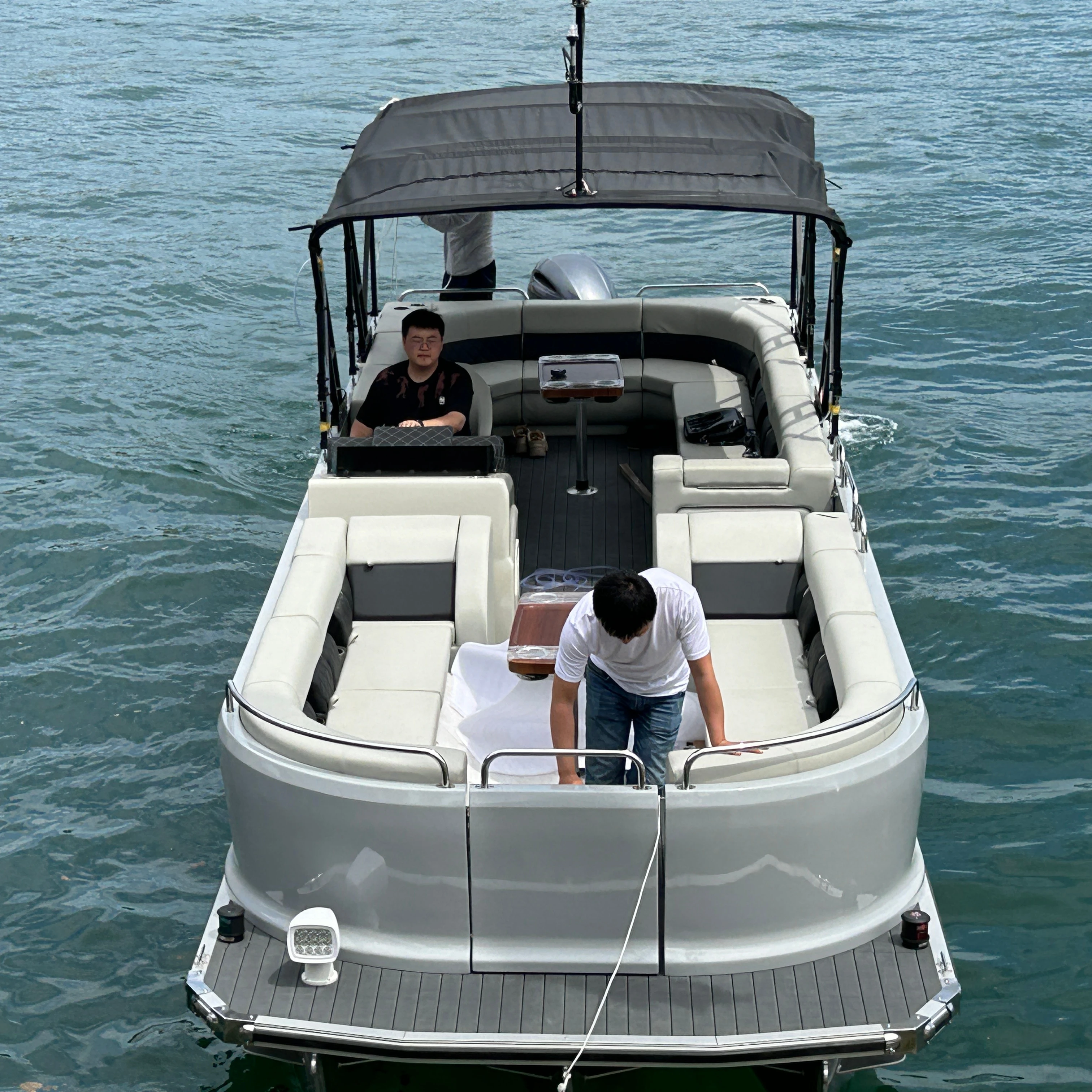 American Style 30ft CE Certified Fiberglass Tritoon Pontoon Boats for Speed Cruising