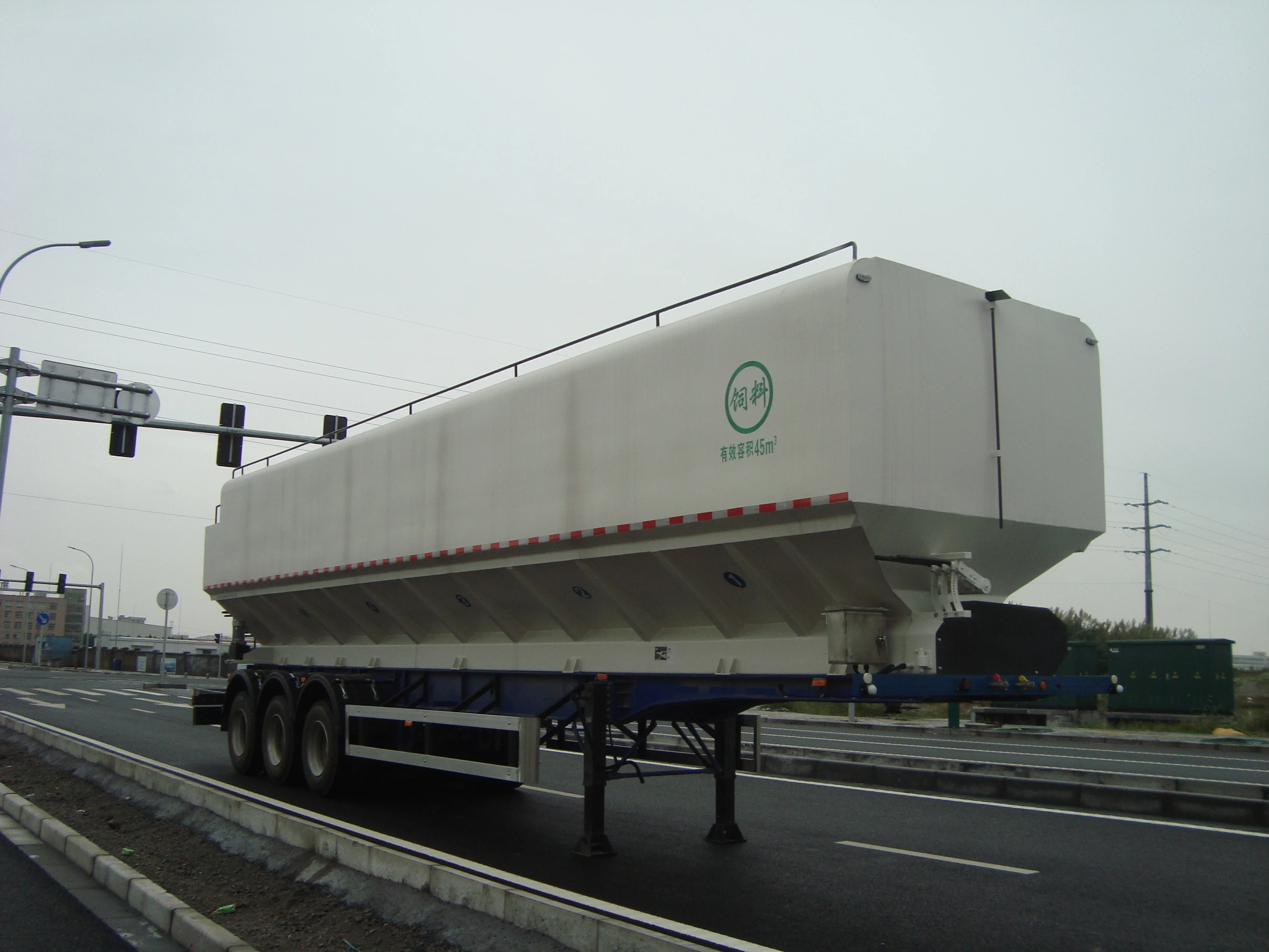 
Factory supply hydraulic auger animal truck aluminum tank bulk feed trailer 