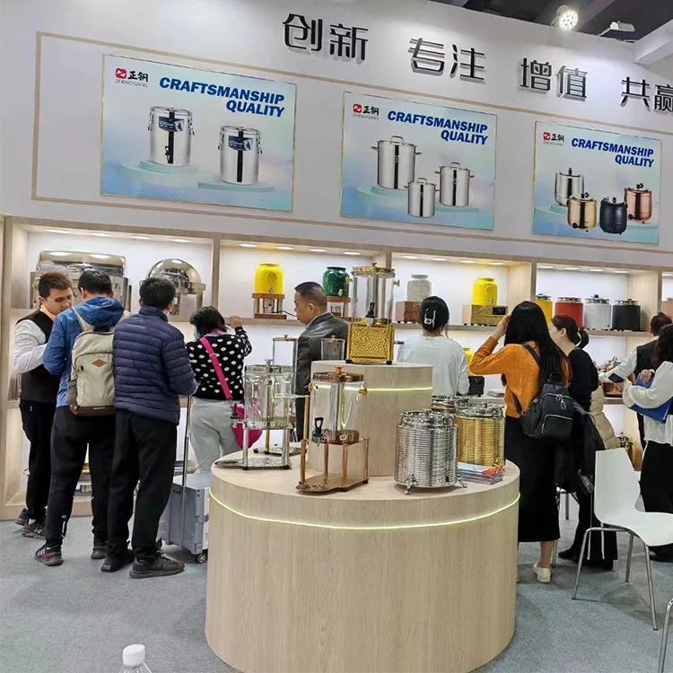 Wholesale 1.5L 3L Led Lighted Beer And Wine Dispenser Plastic Beer Cooler Dispenser Bar Juice Beer Tower