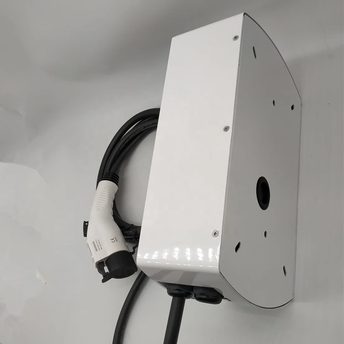 
3.3kw ev charging wallbox with tethered 5m cables,sae j1772 ev plug,touching screen and type B RCD,OEM 