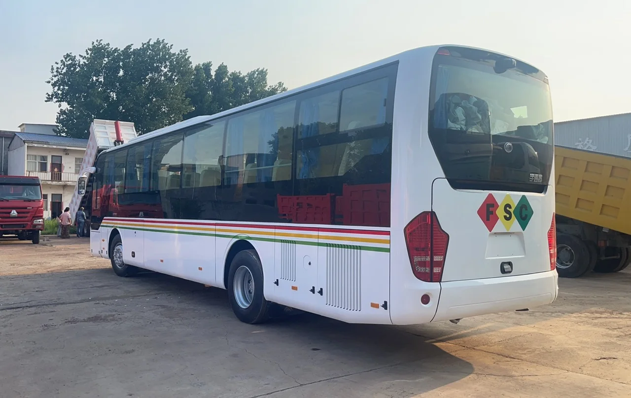 Автобус с правым рулем 57-60 мест Yu tong роскошный туристический пассажирский автобус для продажи