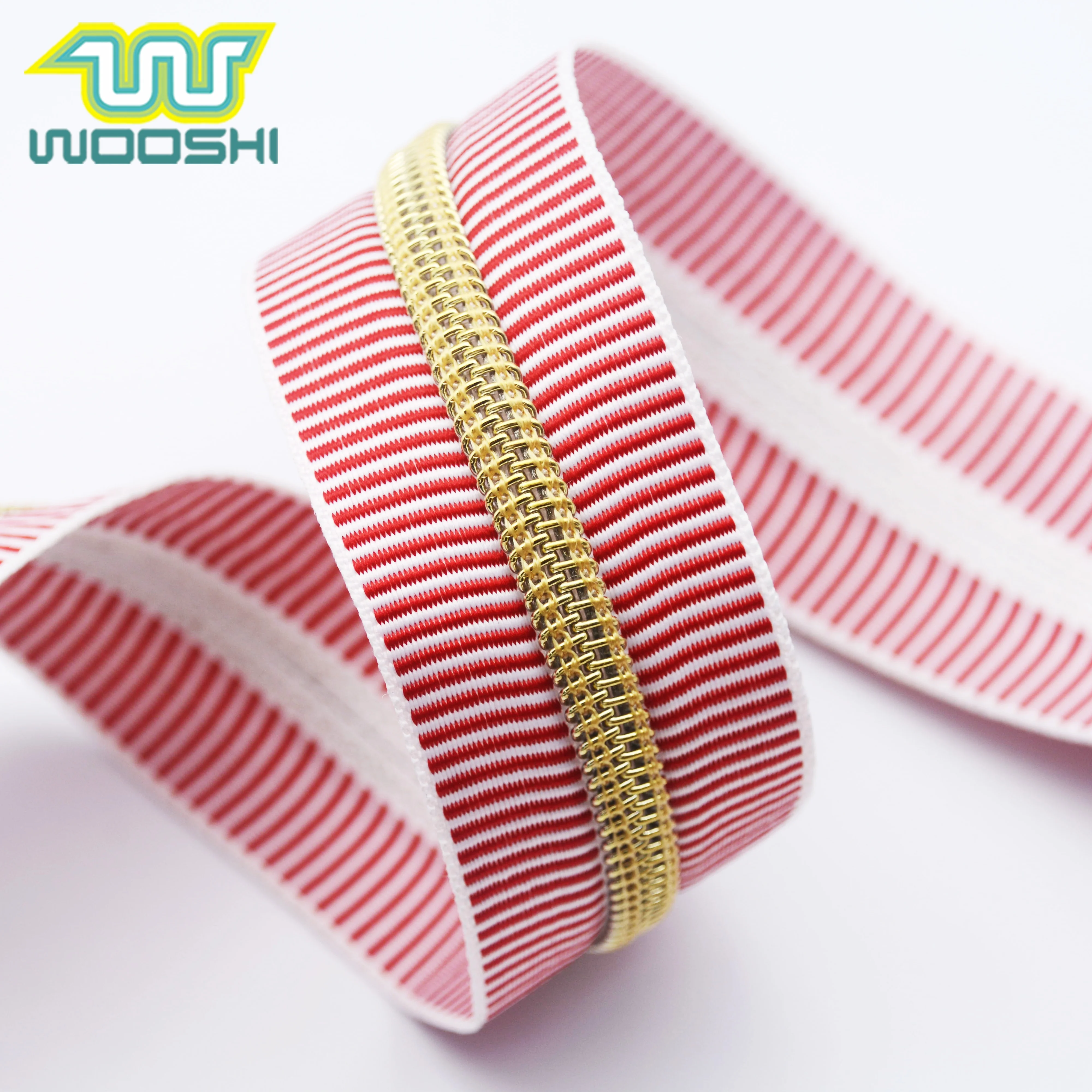 Design Zipper with Striped Tape Golden Teeth Long Chain Zipper Roll for Bags Home Textile Garment Nylon Price Zipper