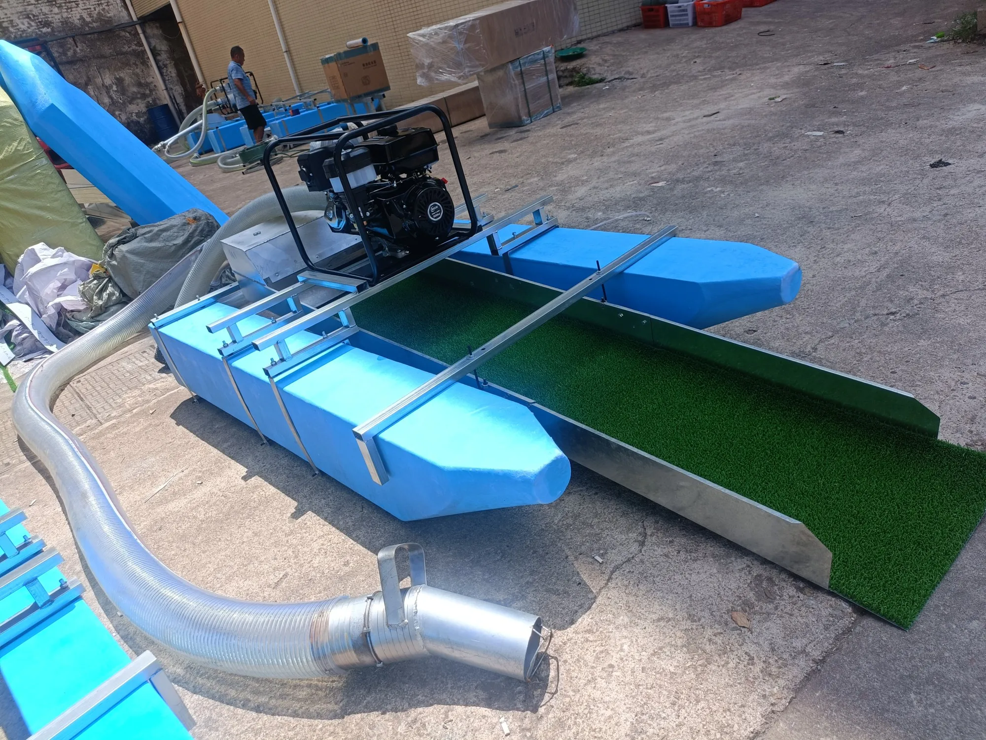 Gold Mining Dredge Ship for Gold/Diamond Dredging Boat 2.5'/4'/6' River Sand Gold Washing Gasoline Plant