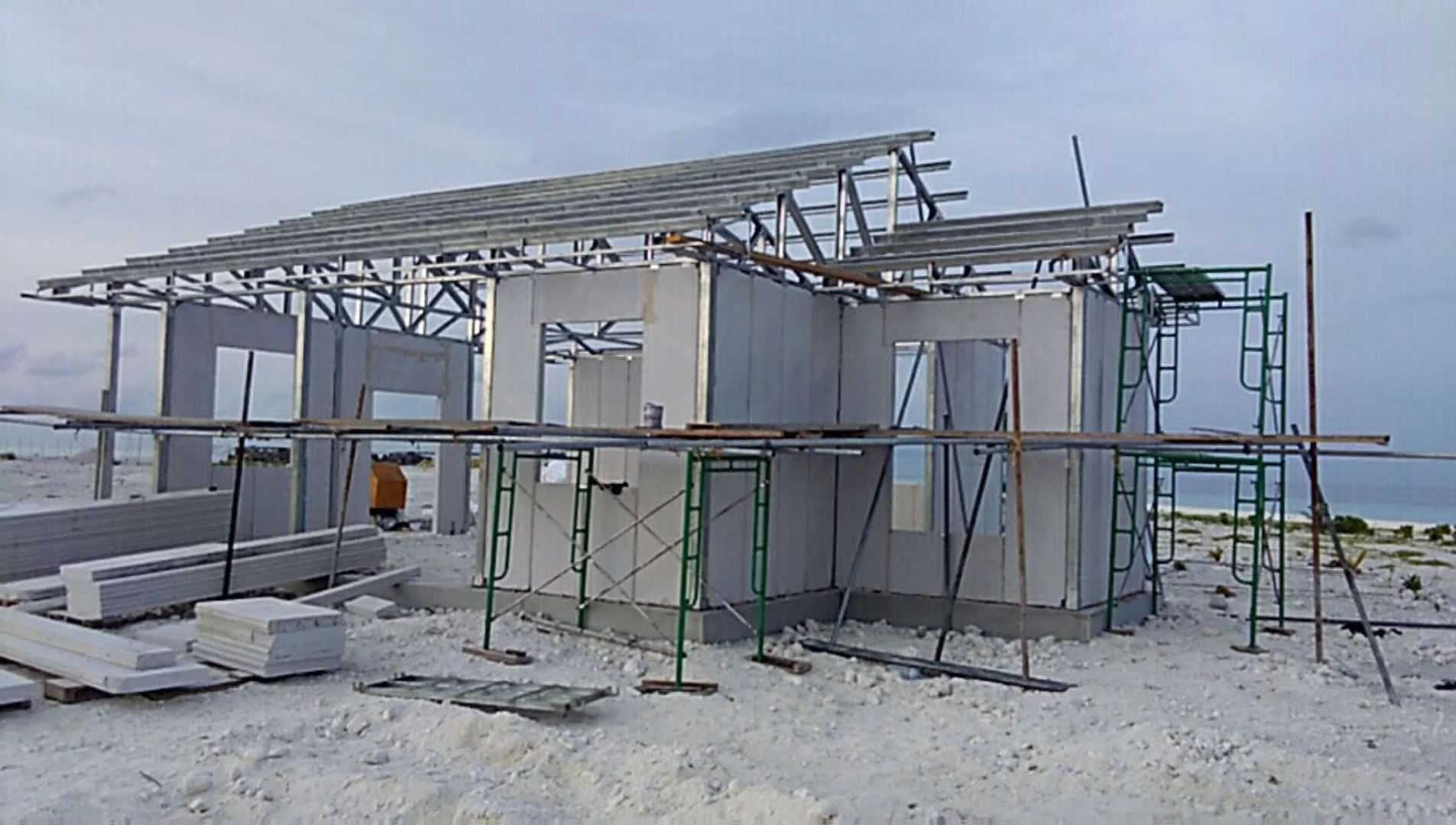 Hot sale cheap affordable one storey two bedroom economic tiny home prefab house