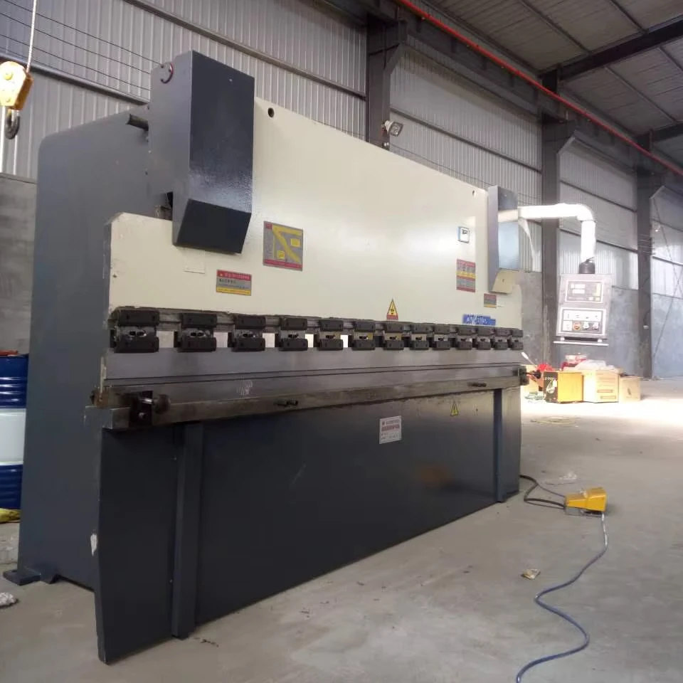 Hydraulic steel plate bending machine Prestressed steel plate bending equipment