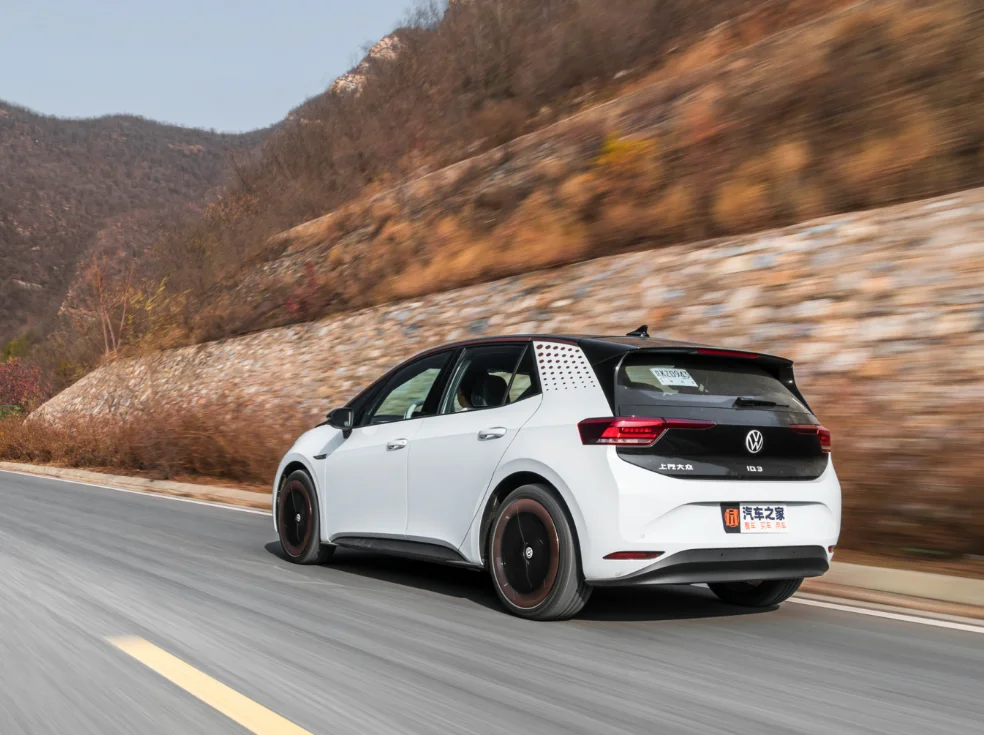 vehicle electric menlo auto usate  vw id.3 freon automotive  vehicles elettric car used porsche byd yuan plus baic ex360