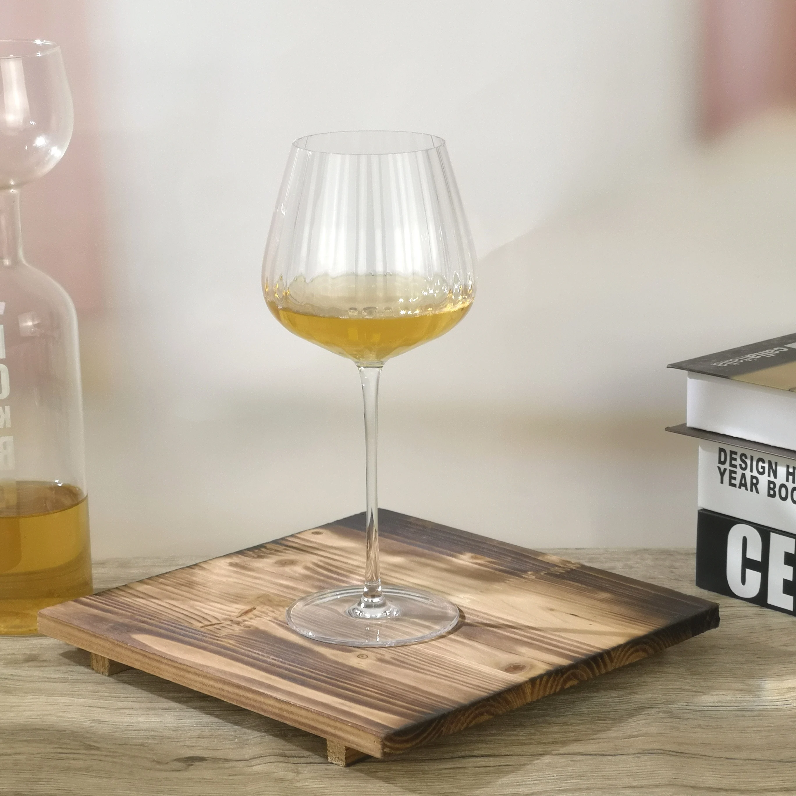 Wholesale American Style Waterfall Optic Crystal Ribbed Wine Glass Set 350ml Goblet Flute Champagne Glasses
