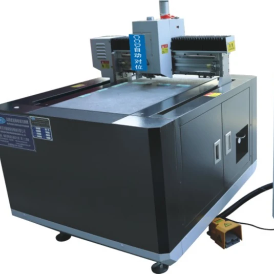 Mini CNC pad glass cutting machine with CCD positioning factory price high accuracy glass cutting machine