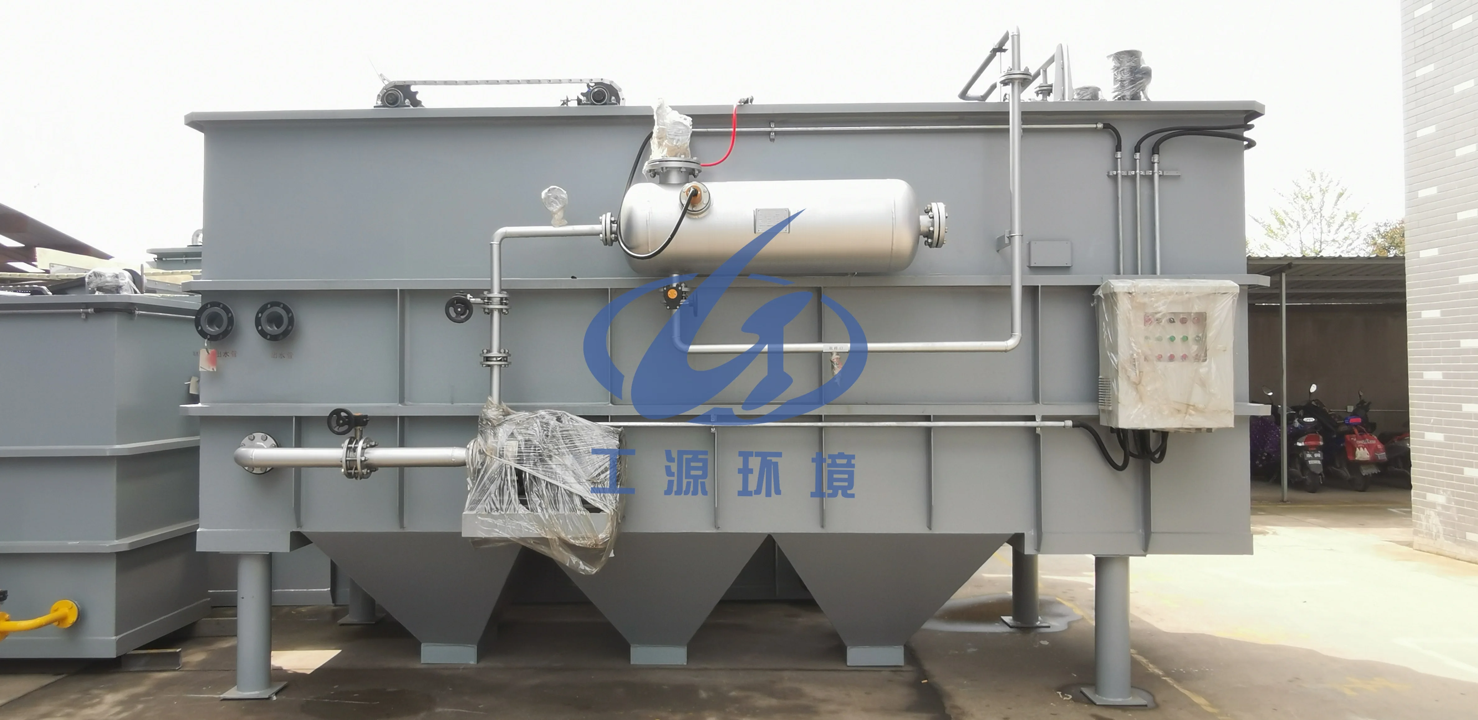 Water treatment equipment Horizontal dissolved air flotation for coking wastewater