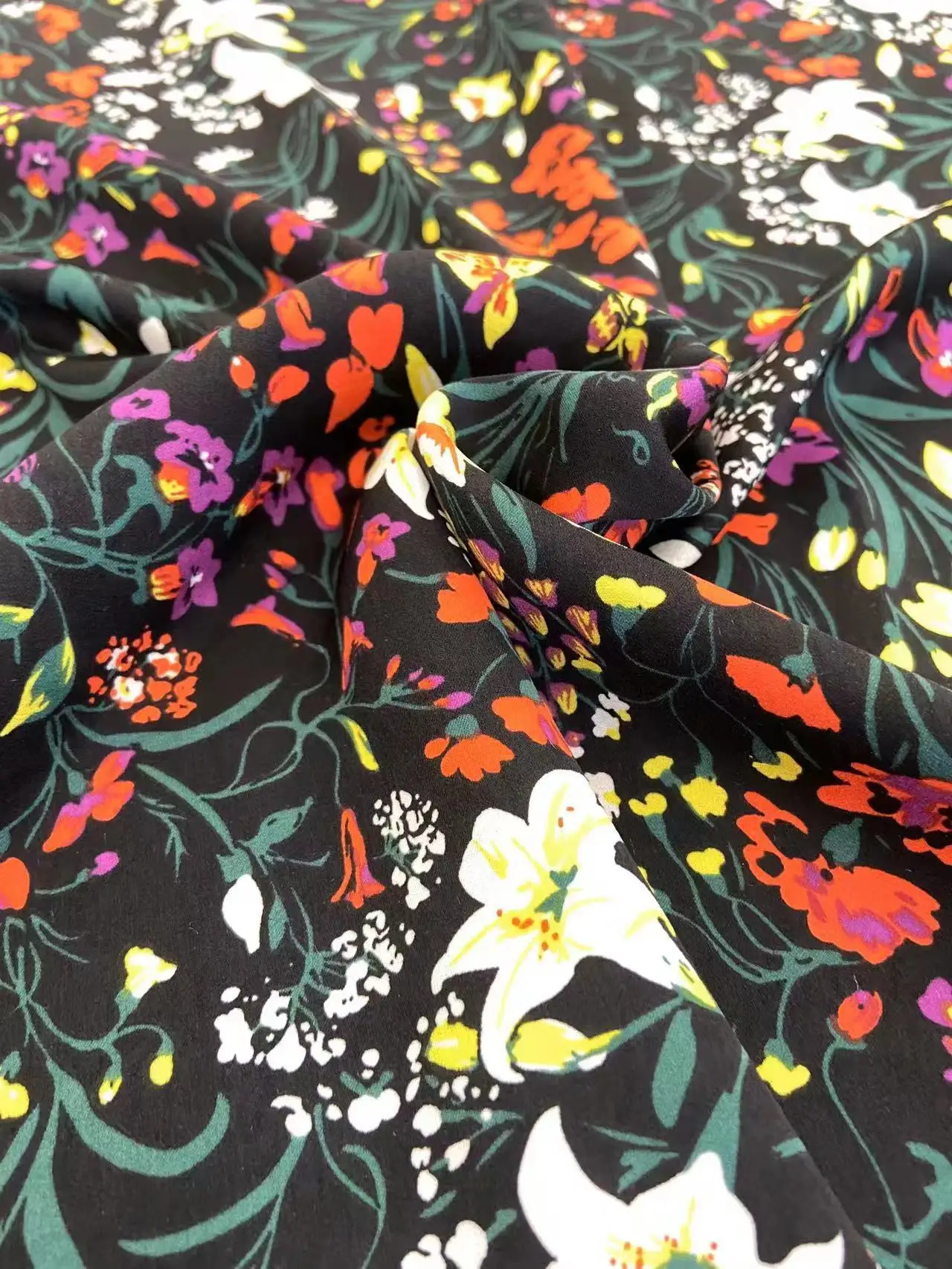 100% Polyester Dress Velvet Customized Woven Lightweight Printed Textile SJ22520 for Clothing Wholesale Fabric Printed Satin