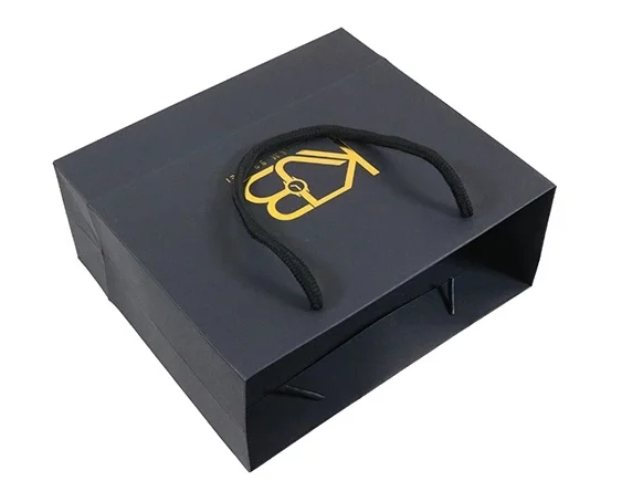 Exquisite gift portable custom logo paper bag packaging gift box