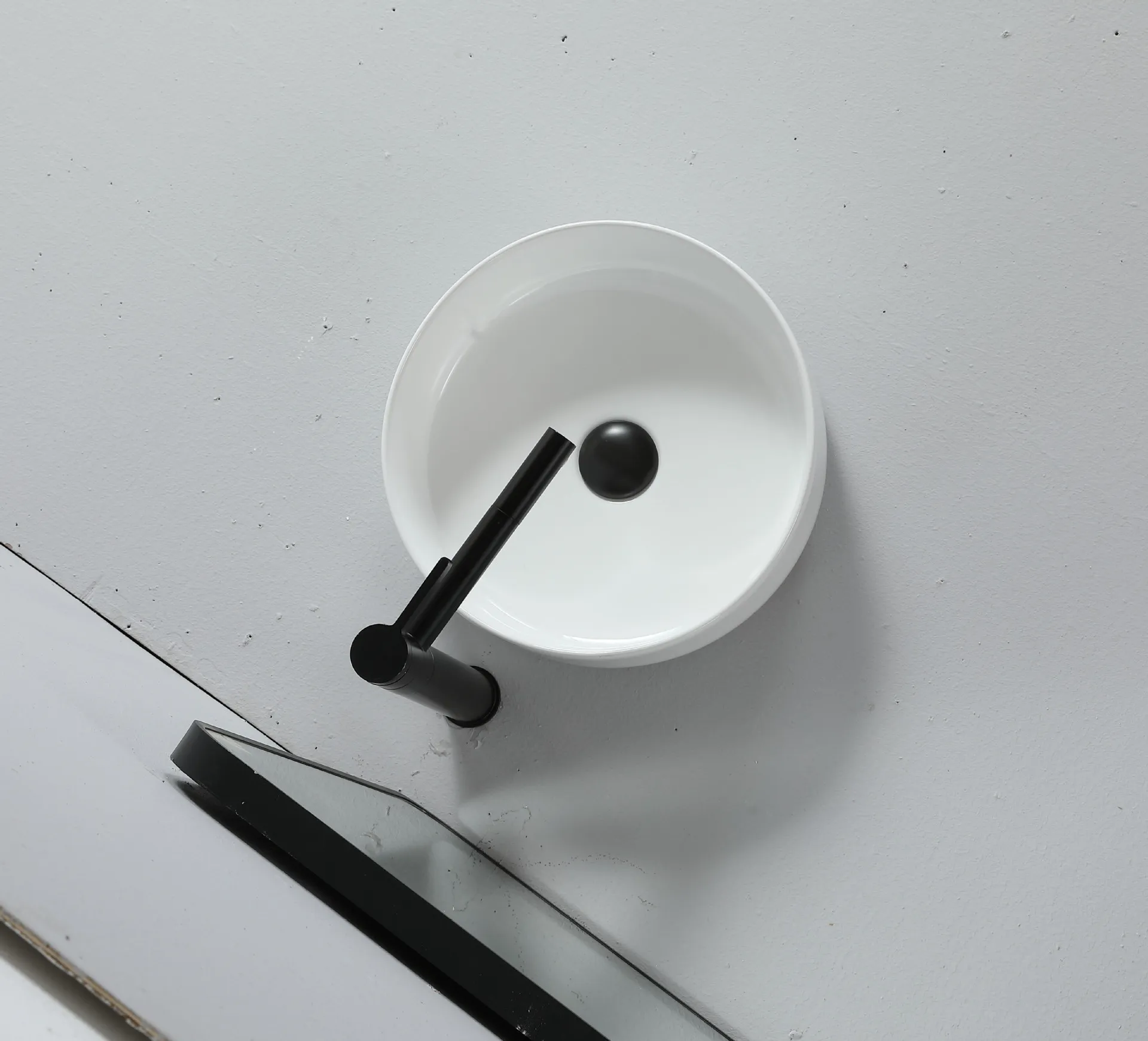 Bathroom Vessel Sink Hand Wash Basin Hot Sale Gold Oval Countertop Ceramic Black Red White Light Stone OEM Item Surface Packing