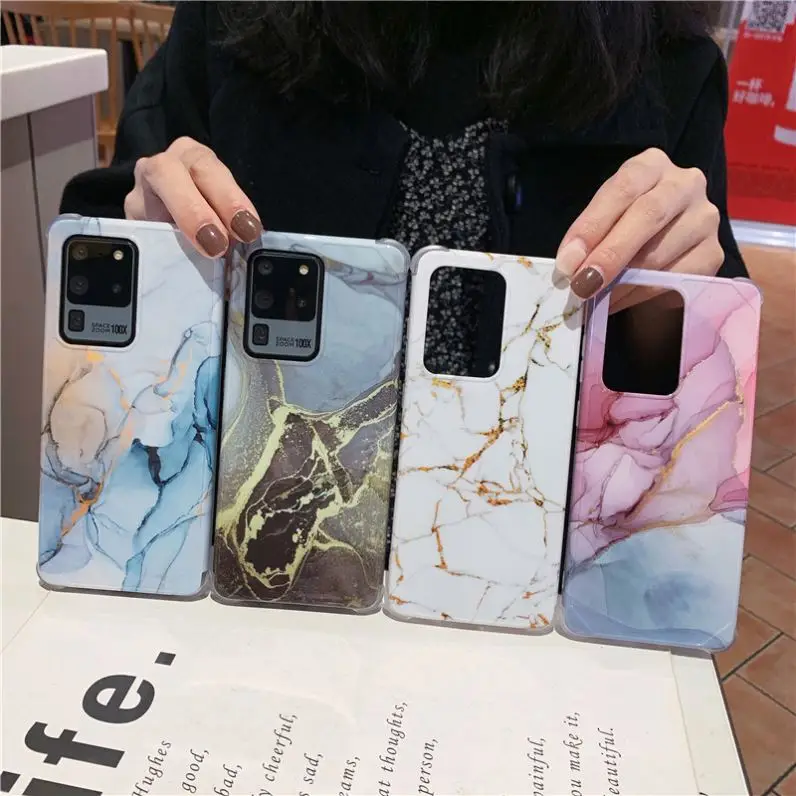Модный глянцевый мраморный чехол для Samsung Galaxy S22 противоударный угловой золотой A51 S20 S21 FE Note 20