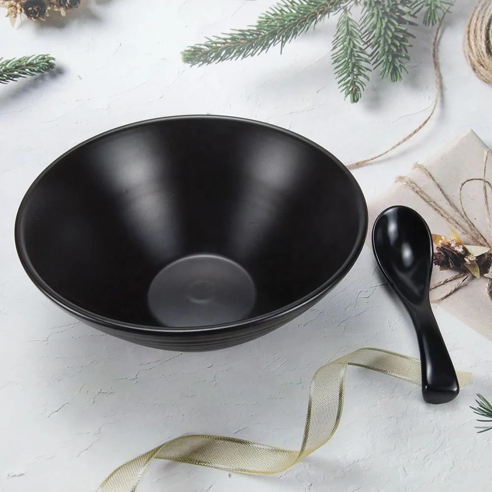 Udon Black Japanese 8 Inch Soup Bowl Ceramic Ramen Bowl Set With Spoon