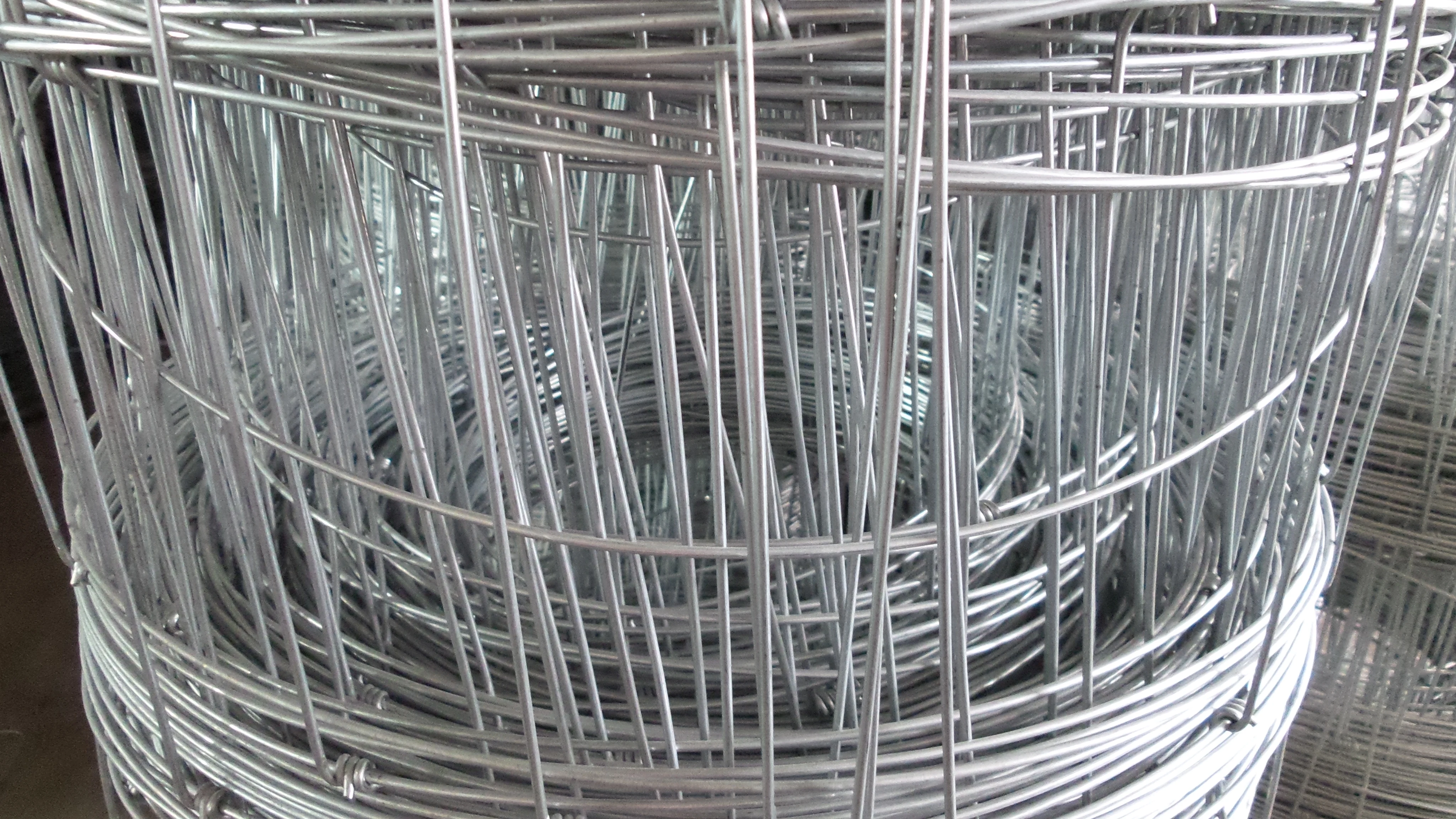 Used 9 gauge galvanized cyclone pvc coated used wire fence chain link fence with accessories for garden