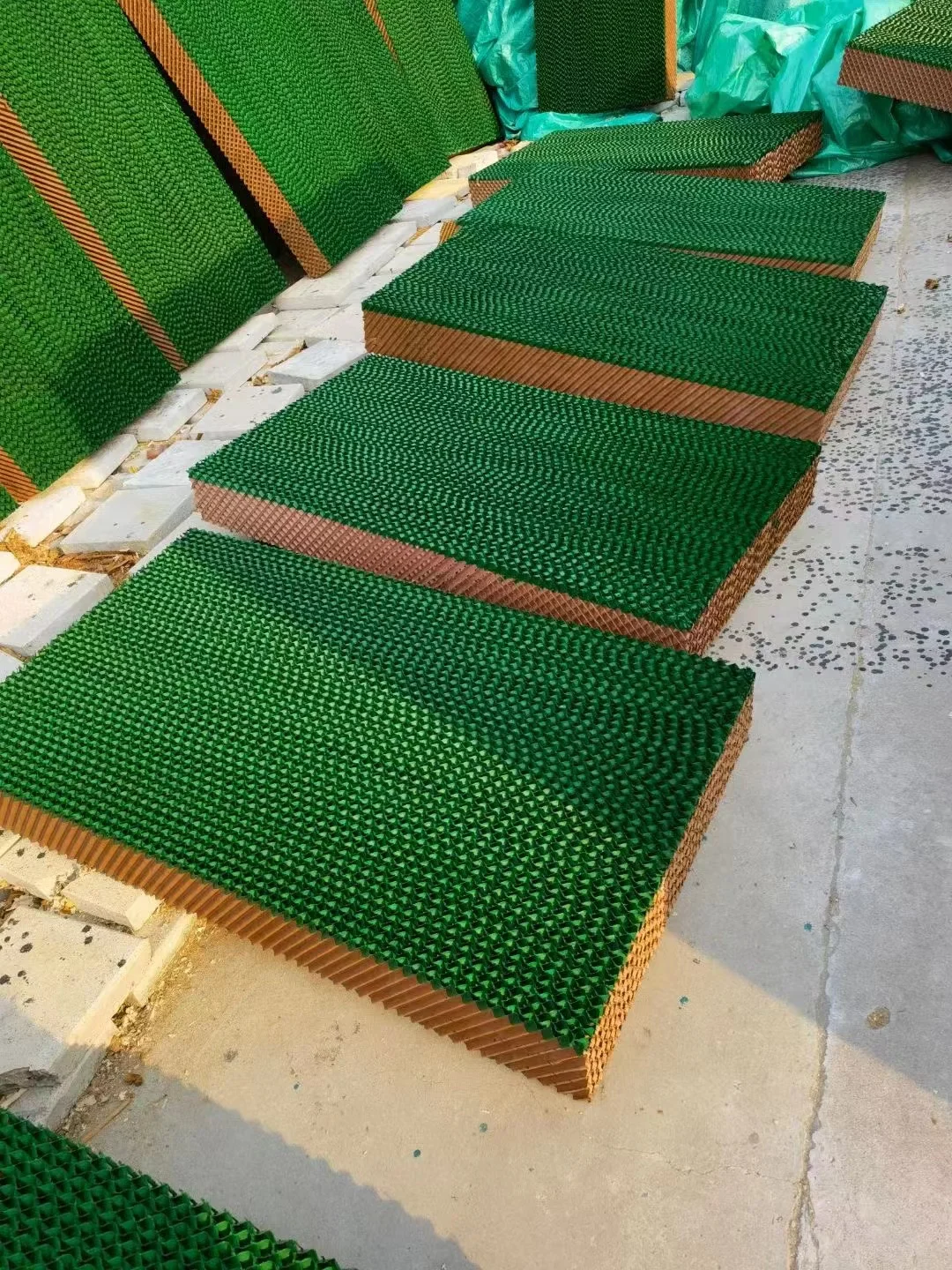 Evaporative cooling pad honey comb cooling pad for Poultry House cooling system