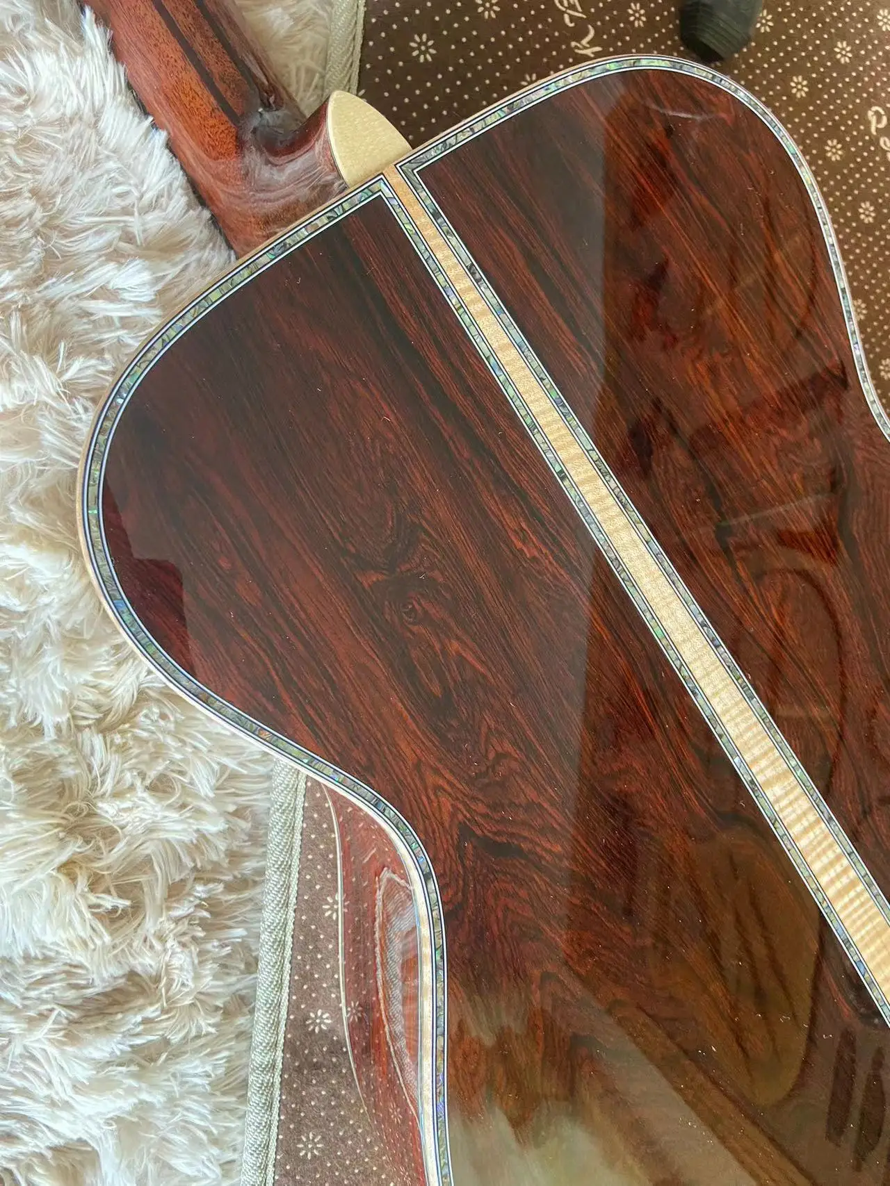 JD-960 Custom All-Solid OM Acoustic Guitar Handmade with Premium Wood for Optimal Sound Quality