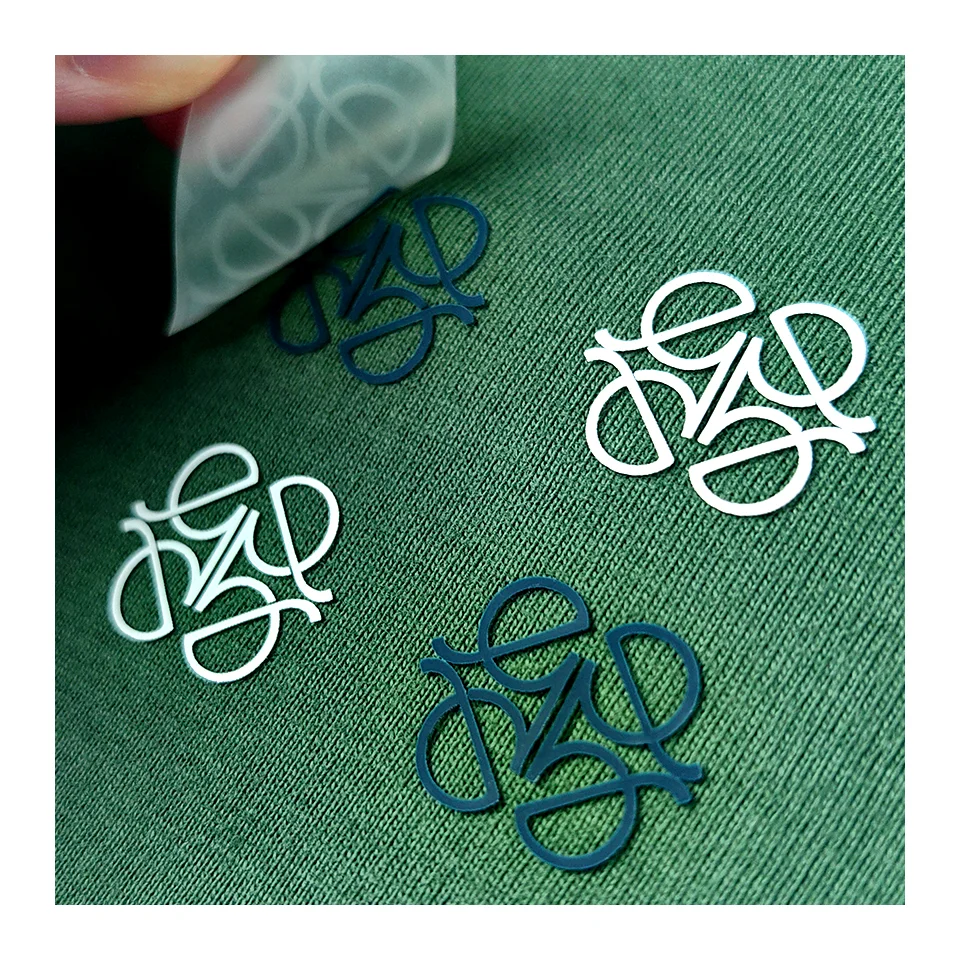 Luxury Brand LOGO Silicon Label Customized 2D 3D Embossed Ironing on Clothes PVC Patch Garment Accessories Decoration