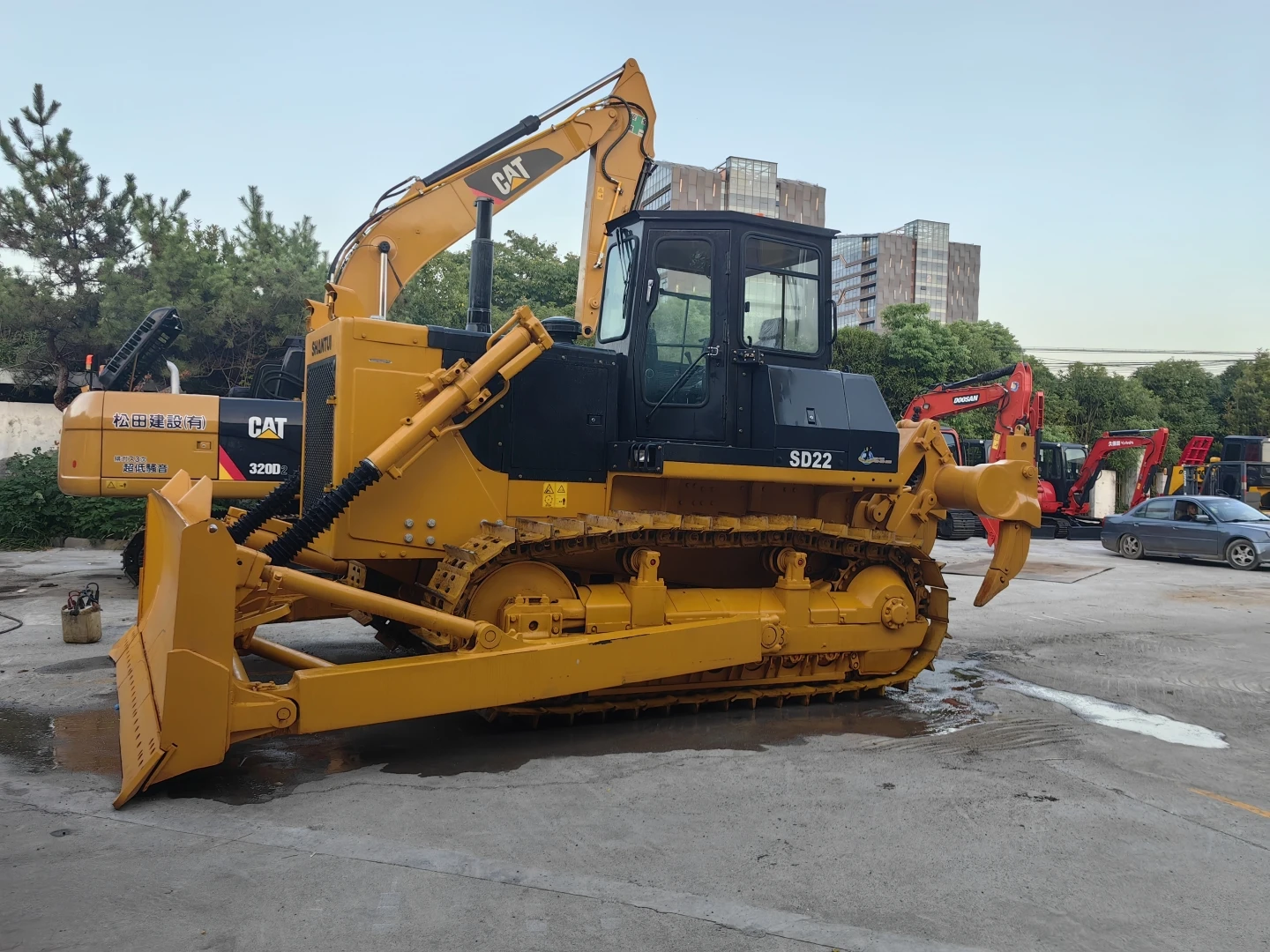 Good Quality Shantui SD22 Bulldozer Dozer Used Bulldozers SD16 SD32 Made in China