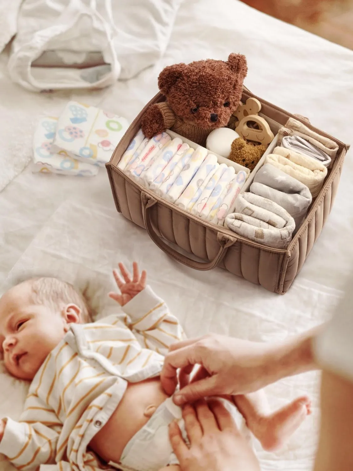 Customized Logo Nursery Storage Basket Portable baby diaper caddy  organizer mummy storage bag baby teddy  bag