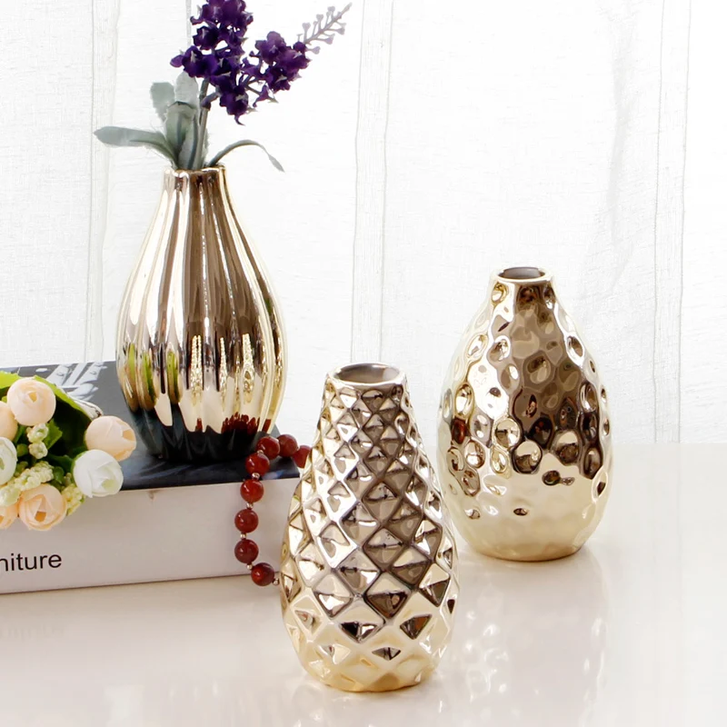 
Hot Cheap Tabletop Luxury Plating Golden Small Ceramic Flower Vases Office Living Room Porcelain Vases For Home Decor 